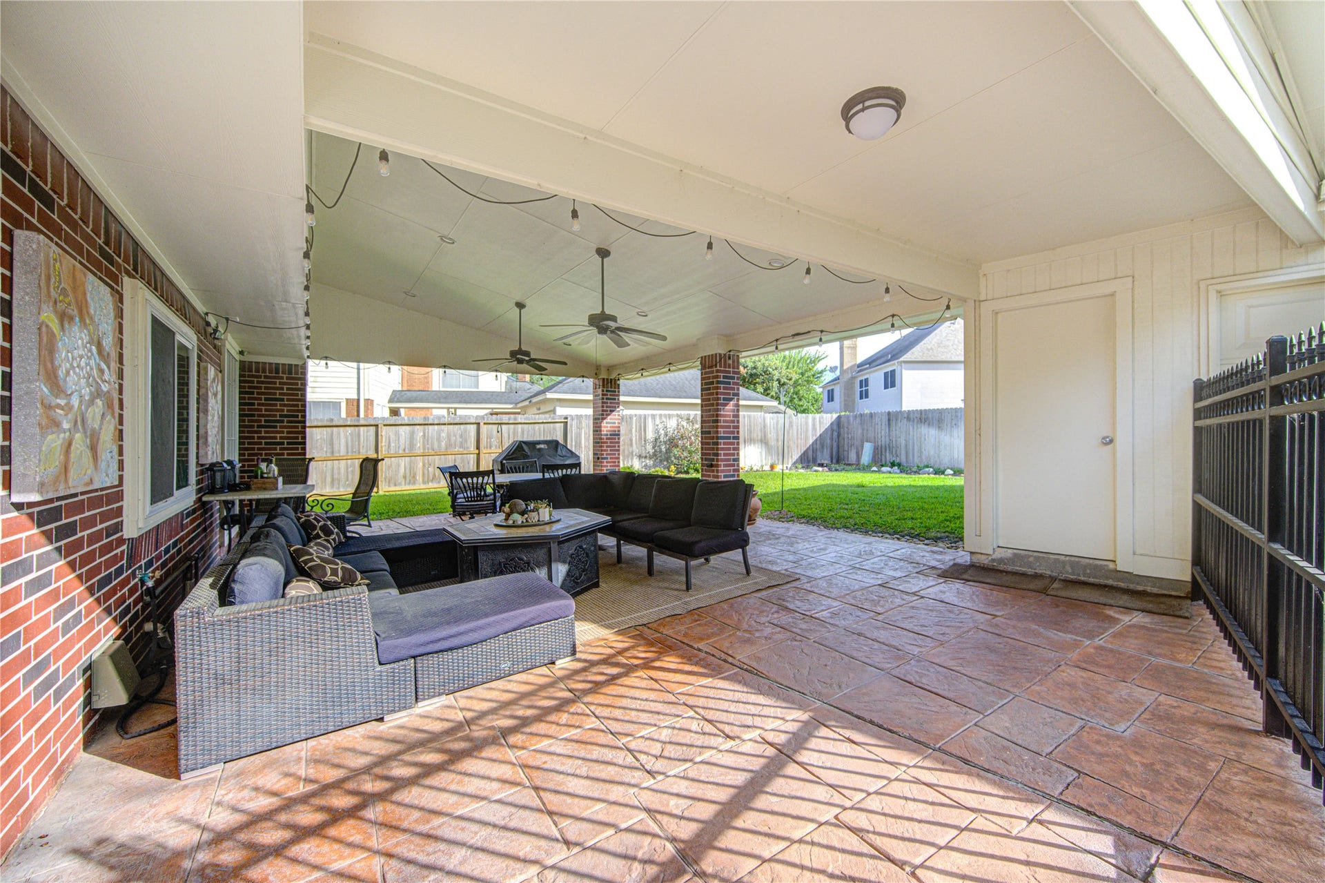 4914 Hillswick Drive, Sugar Land, TX 77479 Huge covered patio with stamped concrete.