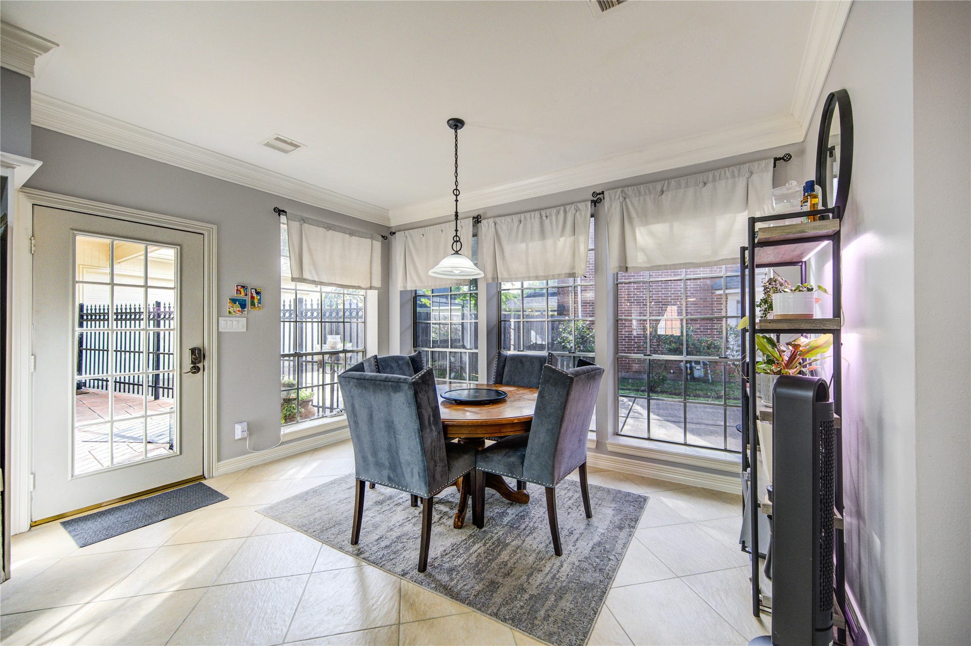 4914 Hillswick Drive, Sugar Land, TX 77479 4914 Hillswick Drive, Sugar Land, TX 77479