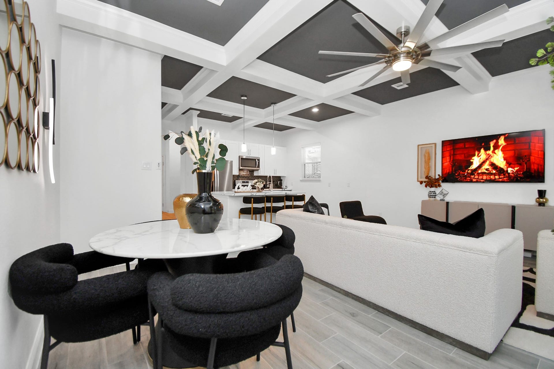 7812 Jester Street, Houston, TX 77051 7812 Jester Street, Houston, TX 77051