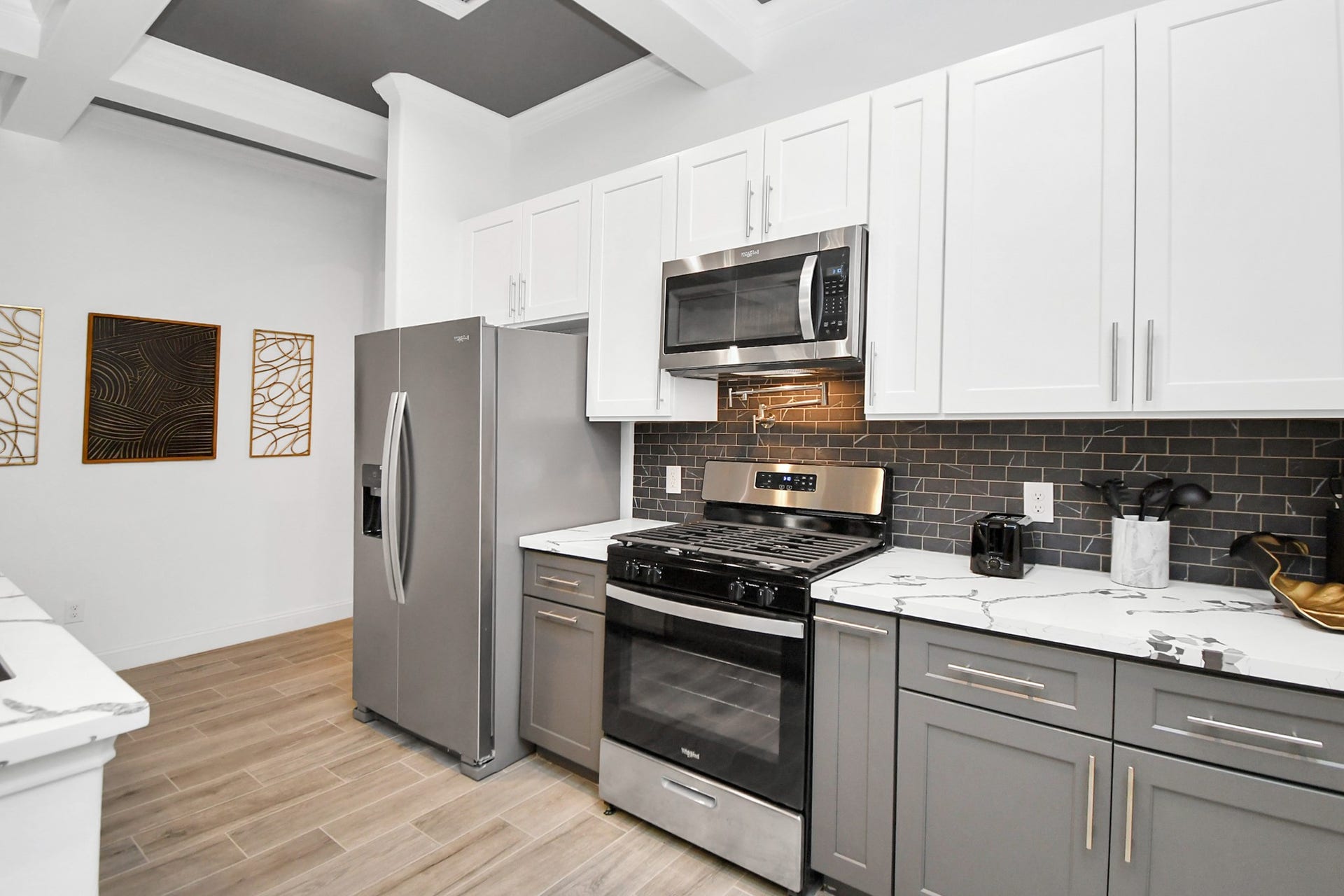 7812 Jester Street, Houston, TX 77051 7812 Jester Street, Houston, TX 77051
