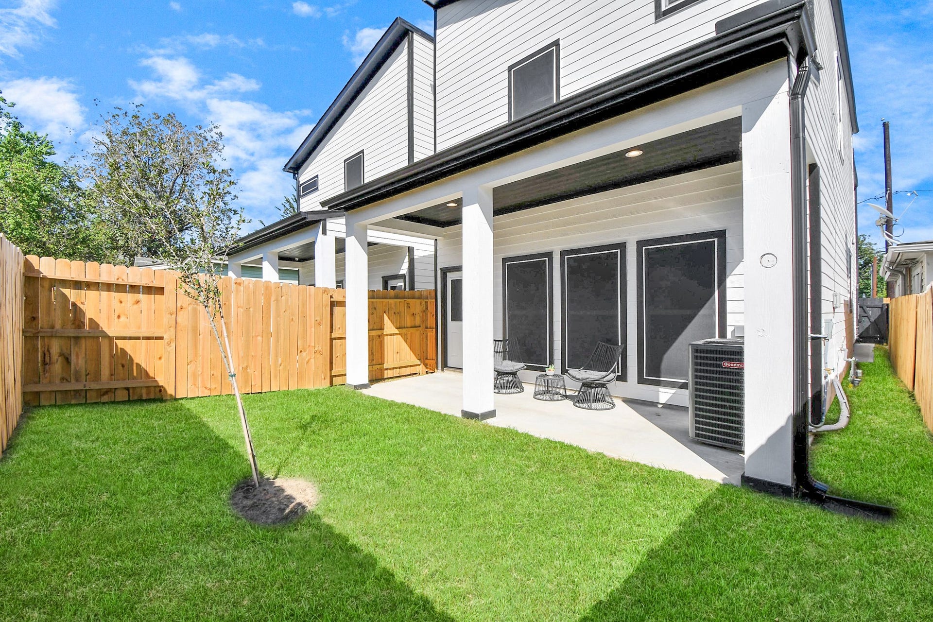 7812 Jester Street, Houston, TX 77051 The fenced backyard provides a private outdoor setting with just the right amount of room for relaxing, enjoying the fresh air, or creating a personalized outdoor setup.