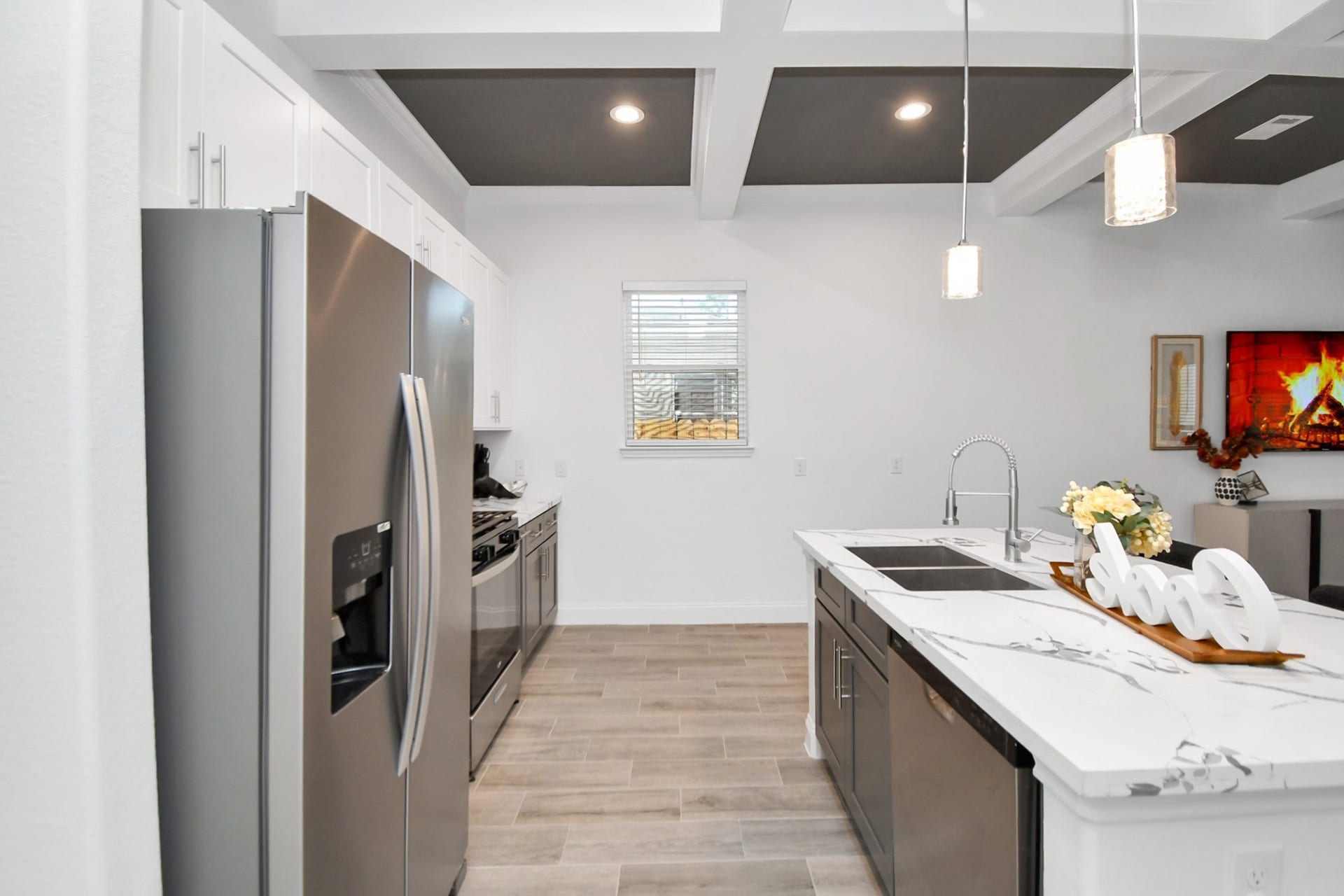 7812 Jester Street, Houston, TX 77051 7812 Jester Street, Houston, TX 77051
