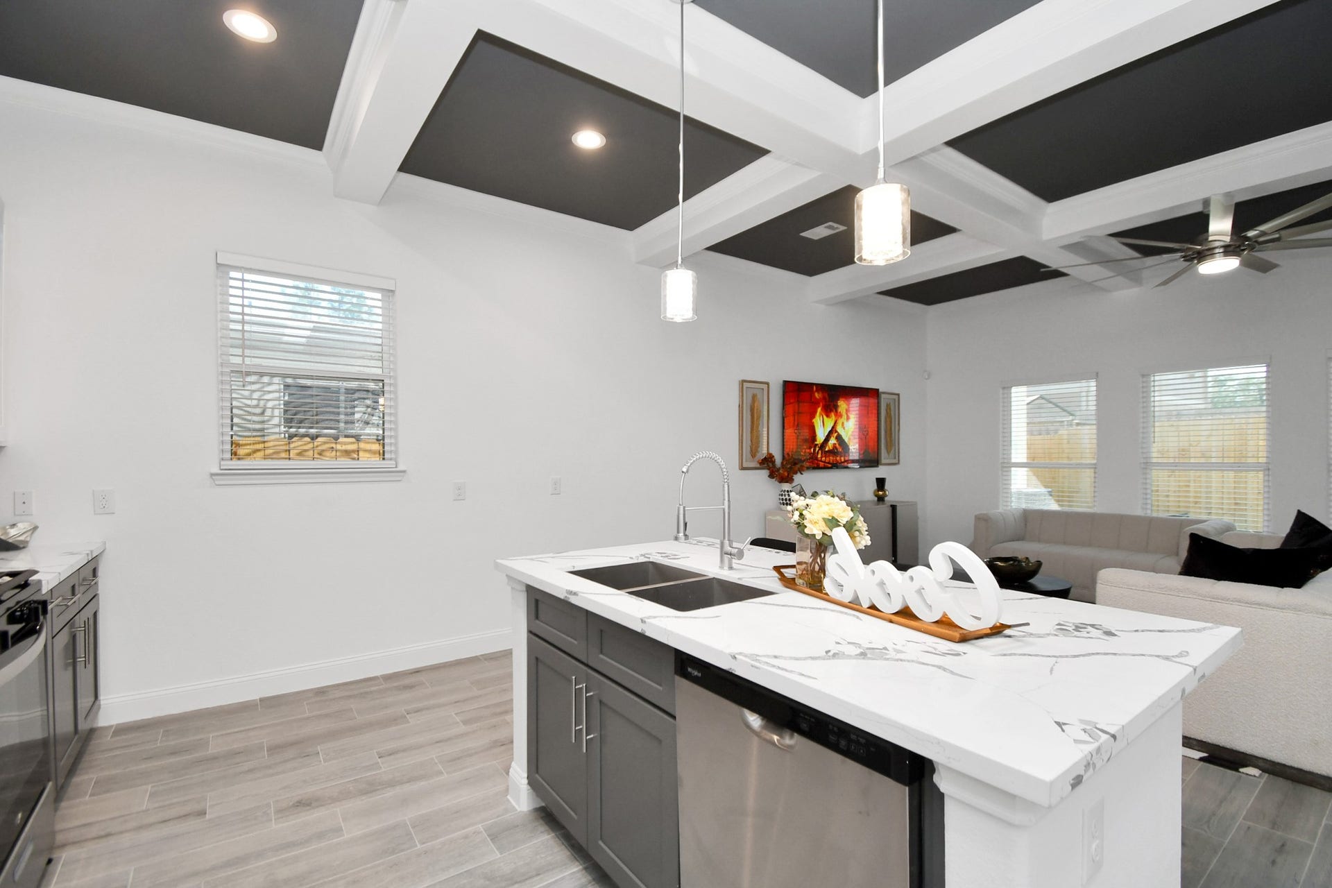 7812 Jester Street, Houston, TX 77051 7812 Jester Street, Houston, TX 77051