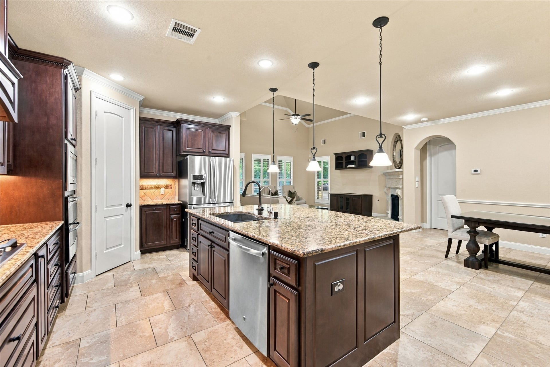 7343 Meadowcroft Boulevard, Sugar Land, TX 77479 7343 Meadowcroft Boulevard, Sugar Land, TX 77479