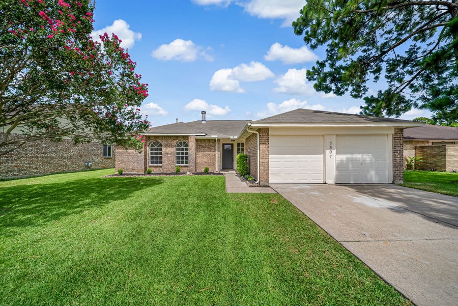 Property photo for 3807 Teakwood Drive, La Porte, TX