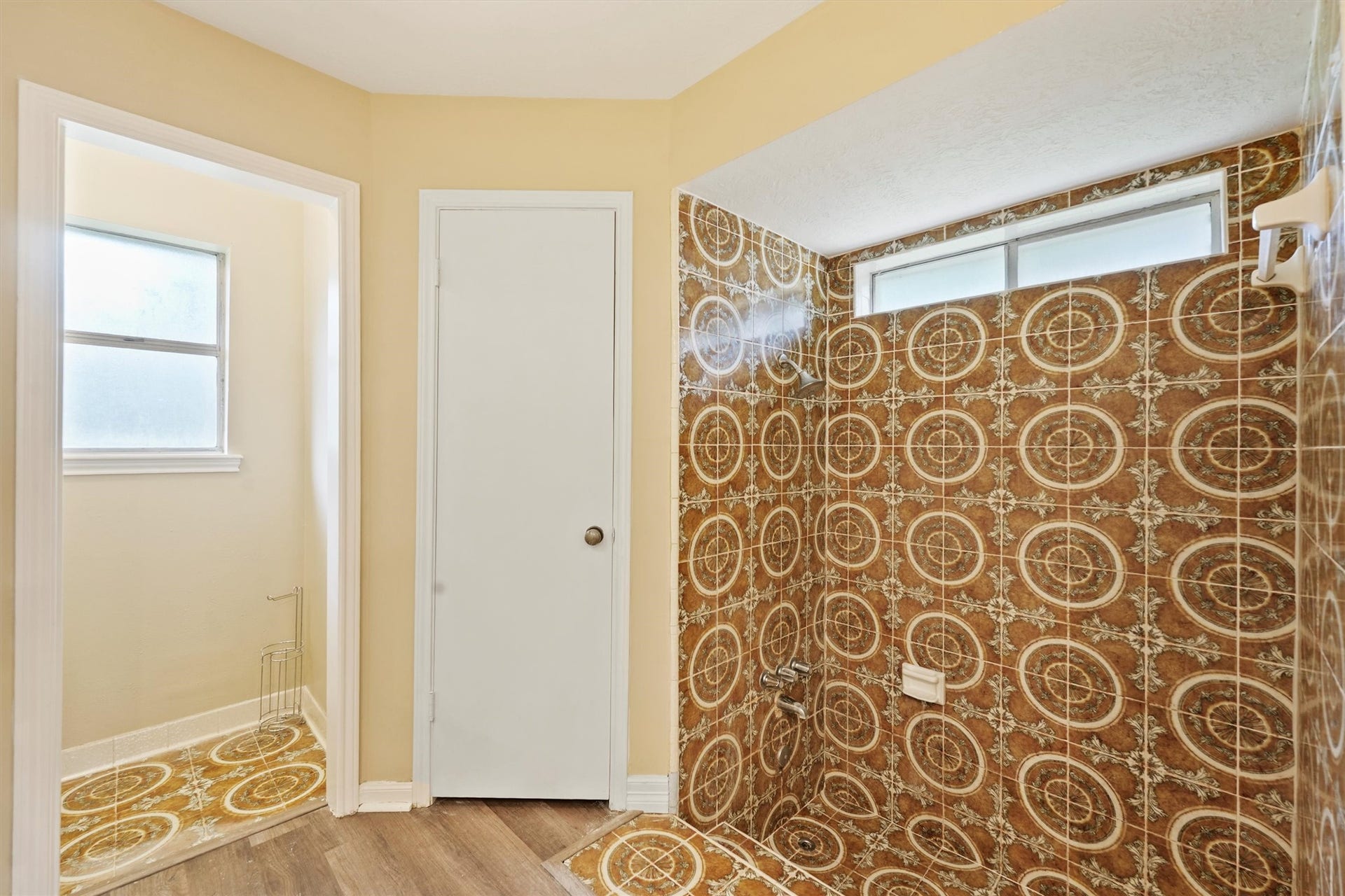 11806 Gardenglen Drive, Houston, TX 77070 11806 Gardenglen Drive, Houston, TX 77070