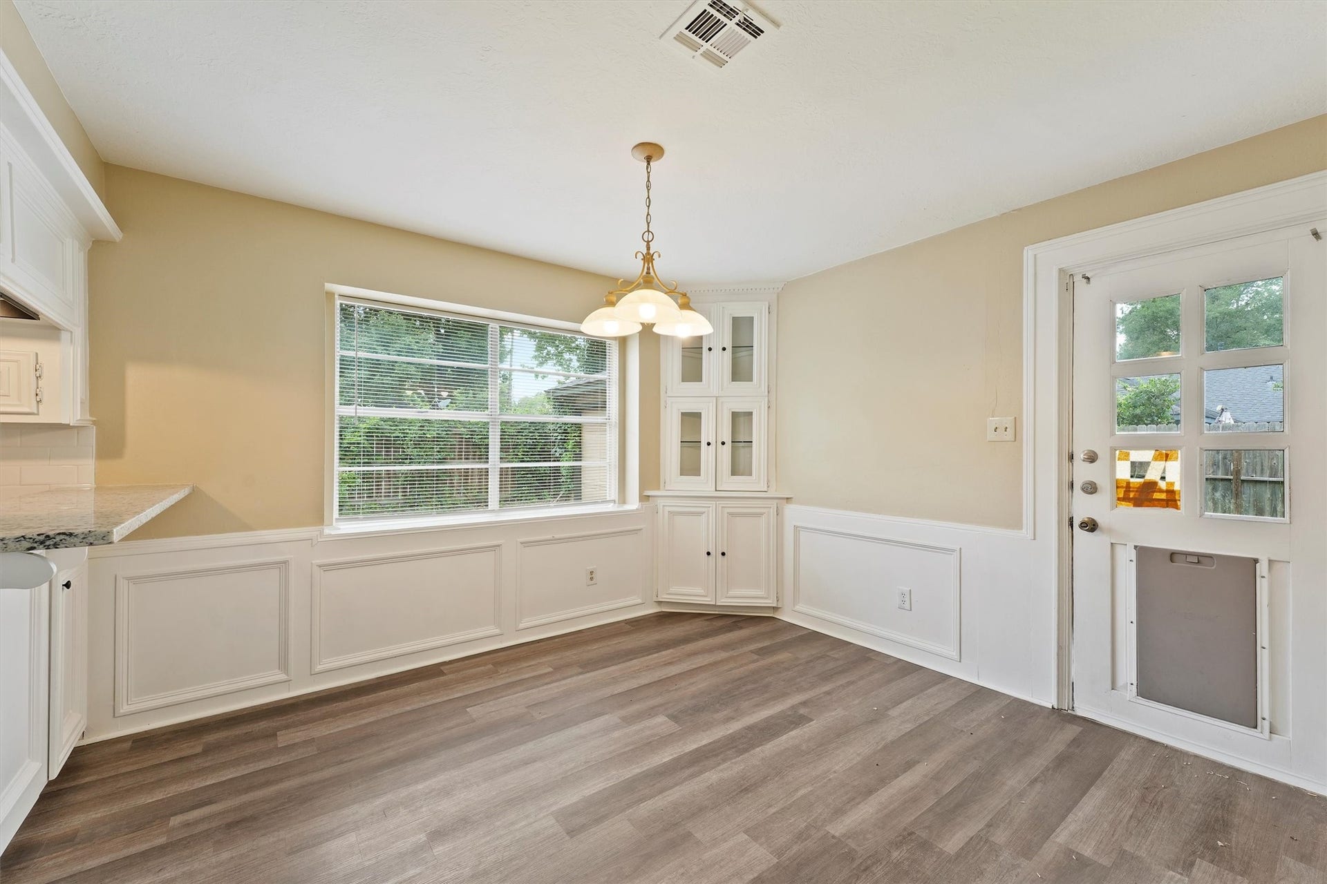11806 Gardenglen Drive, Houston, TX 77070 11806 Gardenglen Drive, Houston, TX 77070