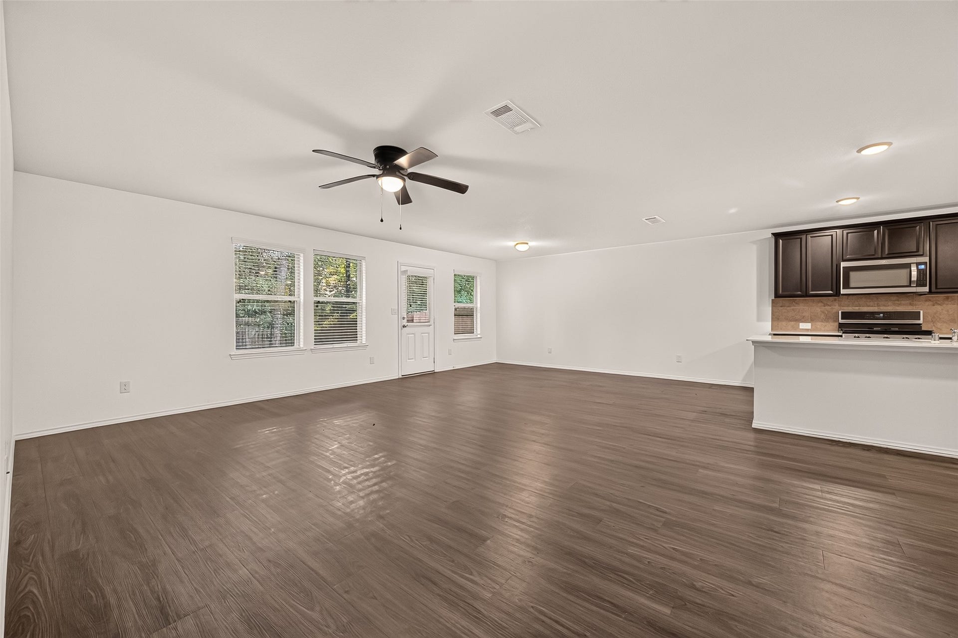 2011 Lost Timbers Drive, Conroe, TX 77304 2011 Lost Timbers Drive, Conroe, TX 77304