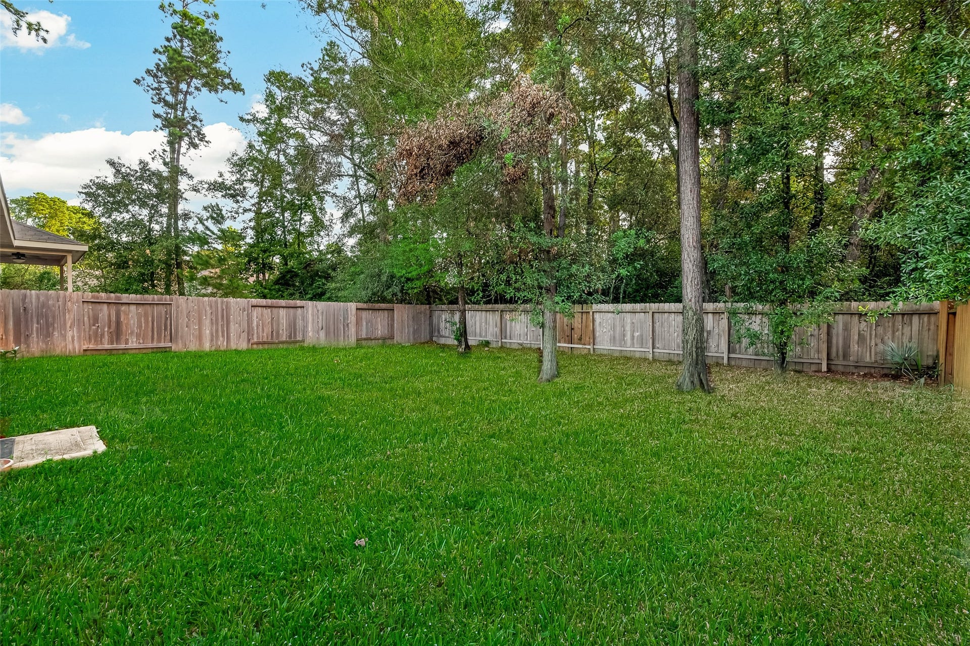 2011 Lost Timbers Drive, Conroe, TX 77304 2011 Lost Timbers Drive, Conroe, TX 77304