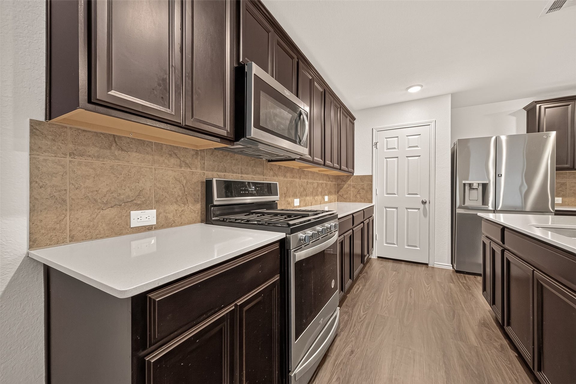 2011 Lost Timbers Drive, Conroe, TX 77304 2011 Lost Timbers Drive, Conroe, TX 77304