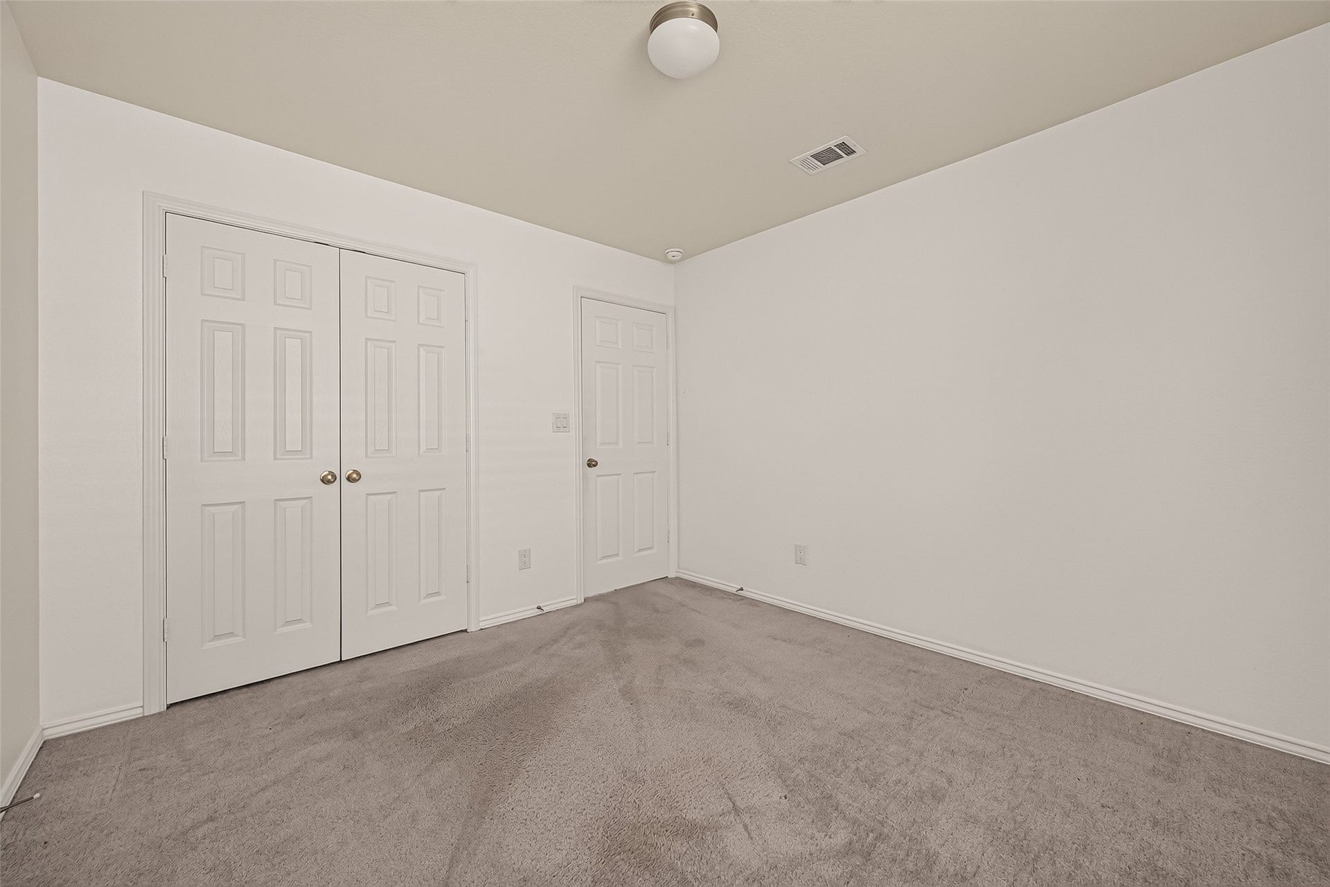 2011 Lost Timbers Drive, Conroe, TX 77304 2011 Lost Timbers Drive, Conroe, TX 77304