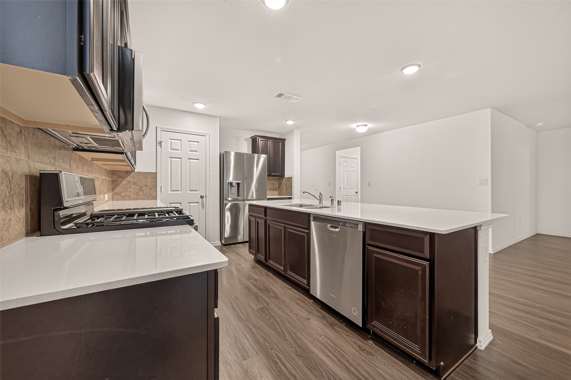 2011 Lost Timbers Drive, Conroe, TX 77304 2011 Lost Timbers Drive, Conroe, TX 77304