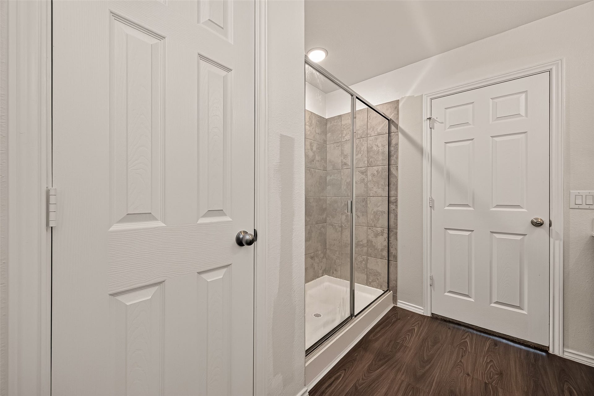 2011 Lost Timbers Drive, Conroe, TX 77304 2011 Lost Timbers Drive, Conroe, TX 77304