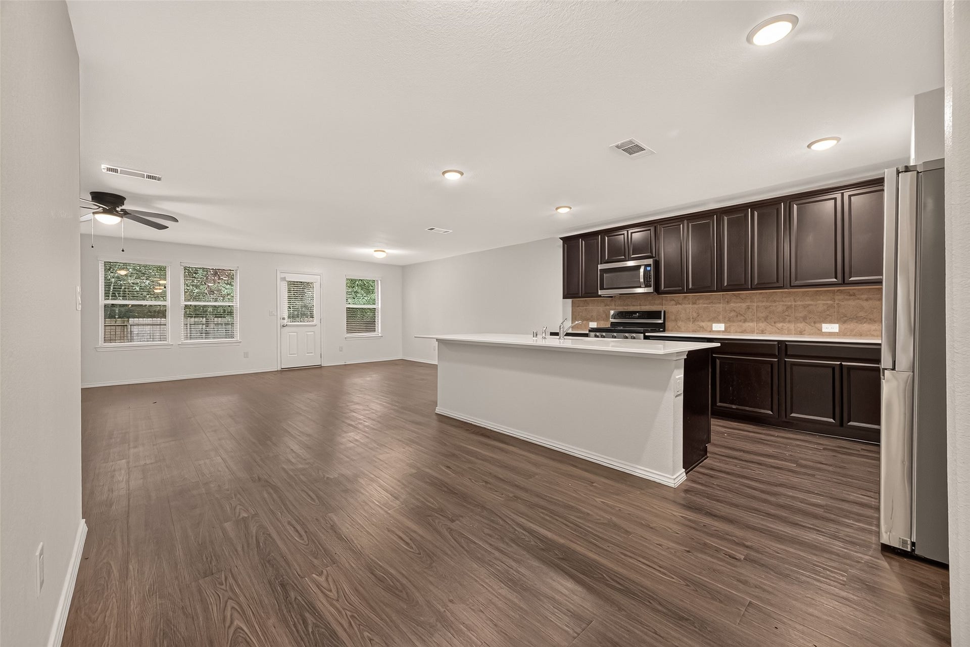2011 Lost Timbers Drive, Conroe, TX 77304 2011 Lost Timbers Drive, Conroe, TX 77304