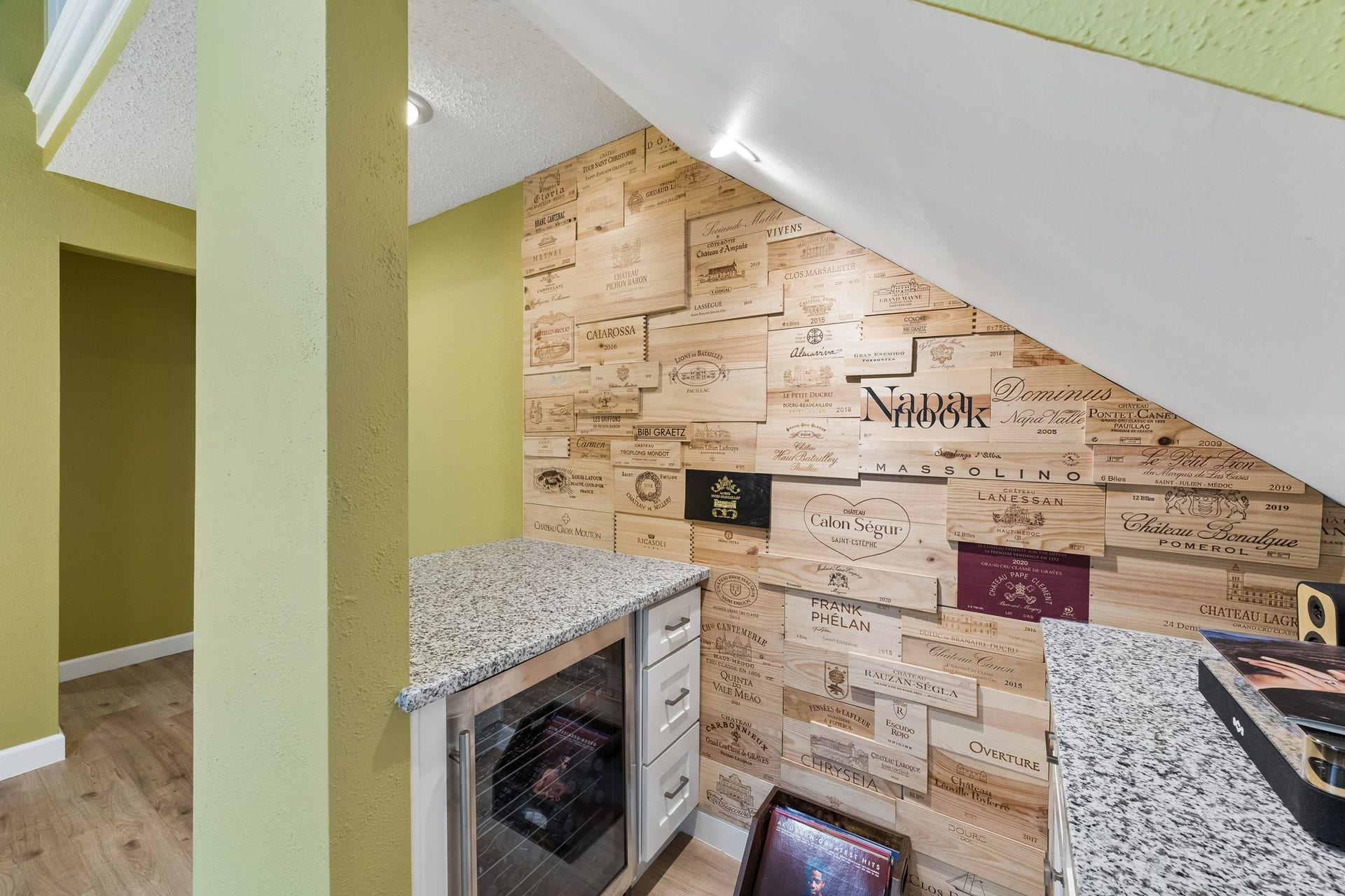 1054 Margate Drive, Pearland, TX 77584 Wine cooler