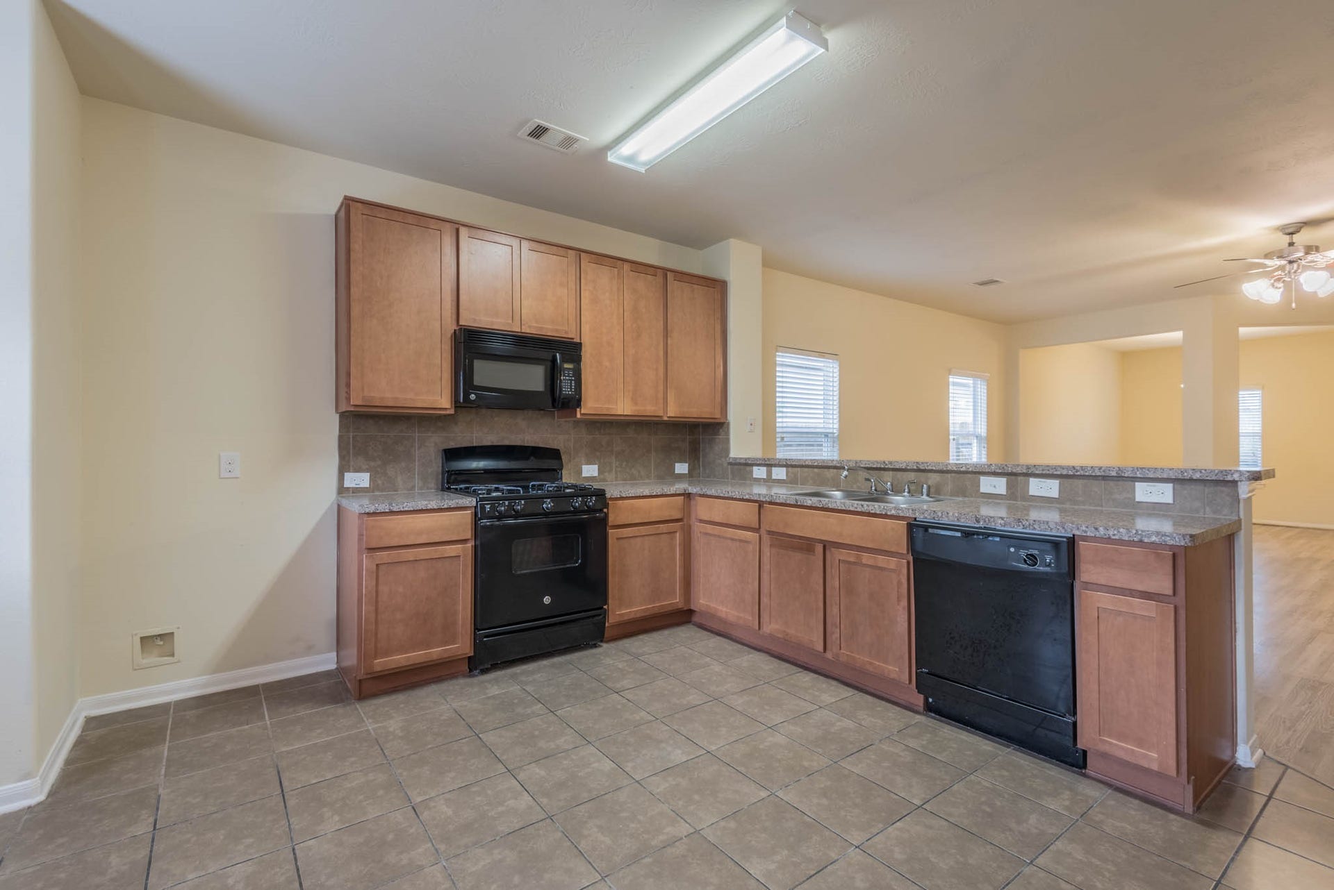 17407 Blackstone Trails Drive, Humble, TX 77396 17407 Blackstone Trails Drive, Humble, TX 77396