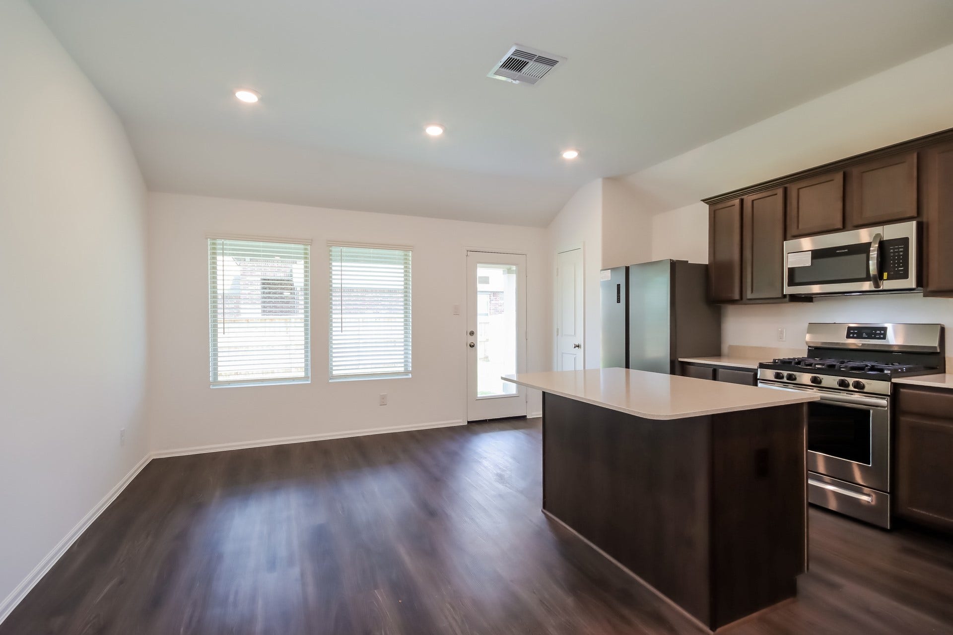18909 Collina Way, New Caney, TX 77357 18909 Collina Way, New Caney, TX 77357