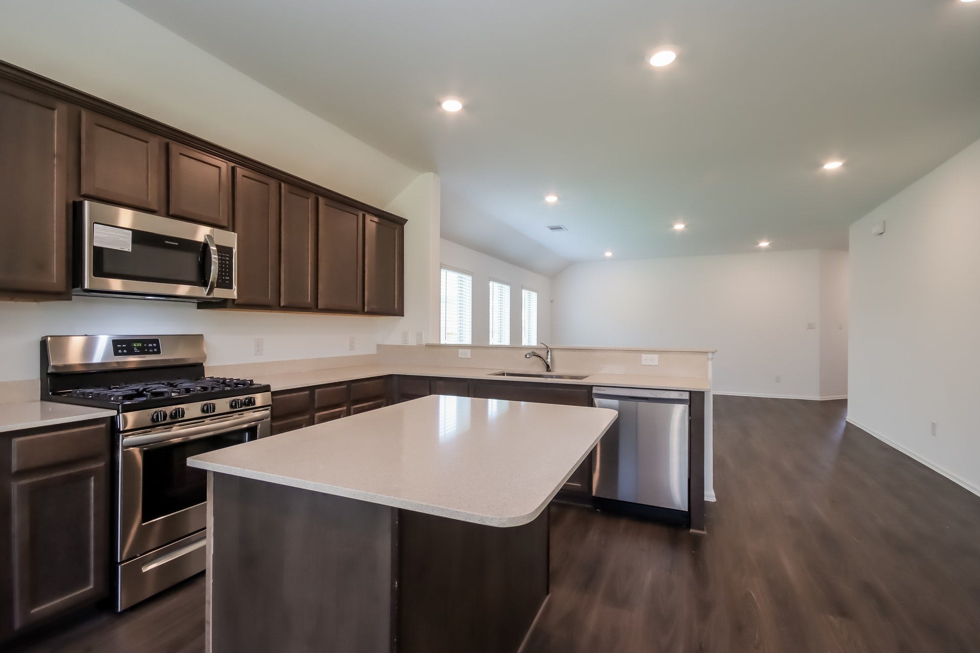18909 Collina Way, New Caney, TX 77357 18909 Collina Way, New Caney, TX 77357
