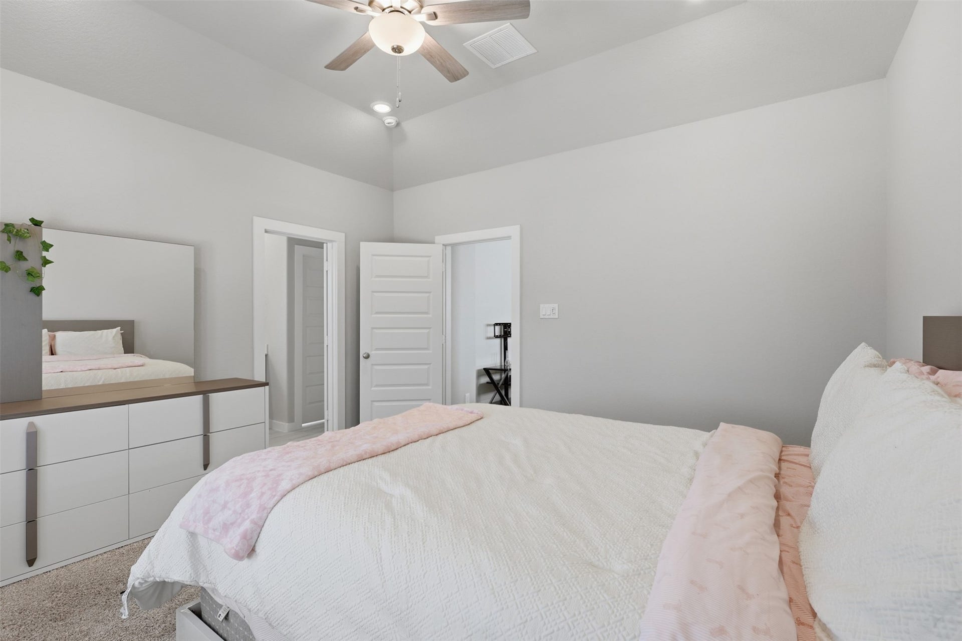 9946 Storehouse Drive, Houston, TX 77080