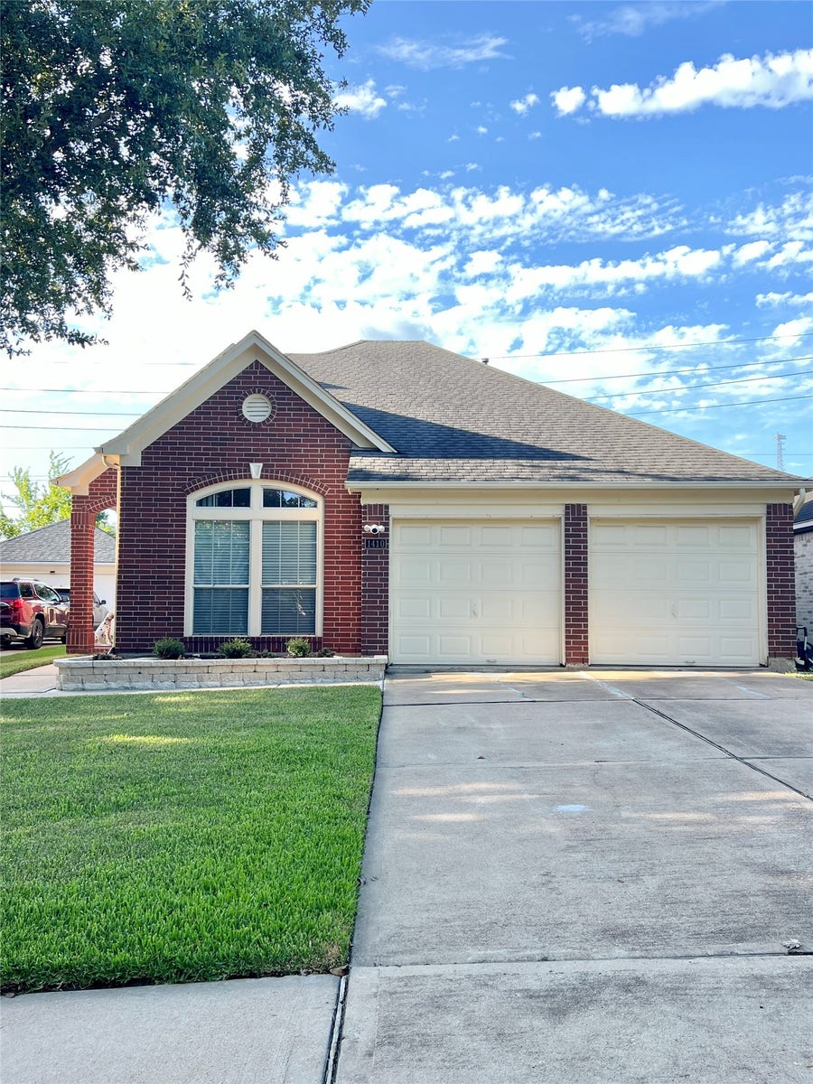 Property photo for 1410 Rogers Lake Lane, Richmond, TX