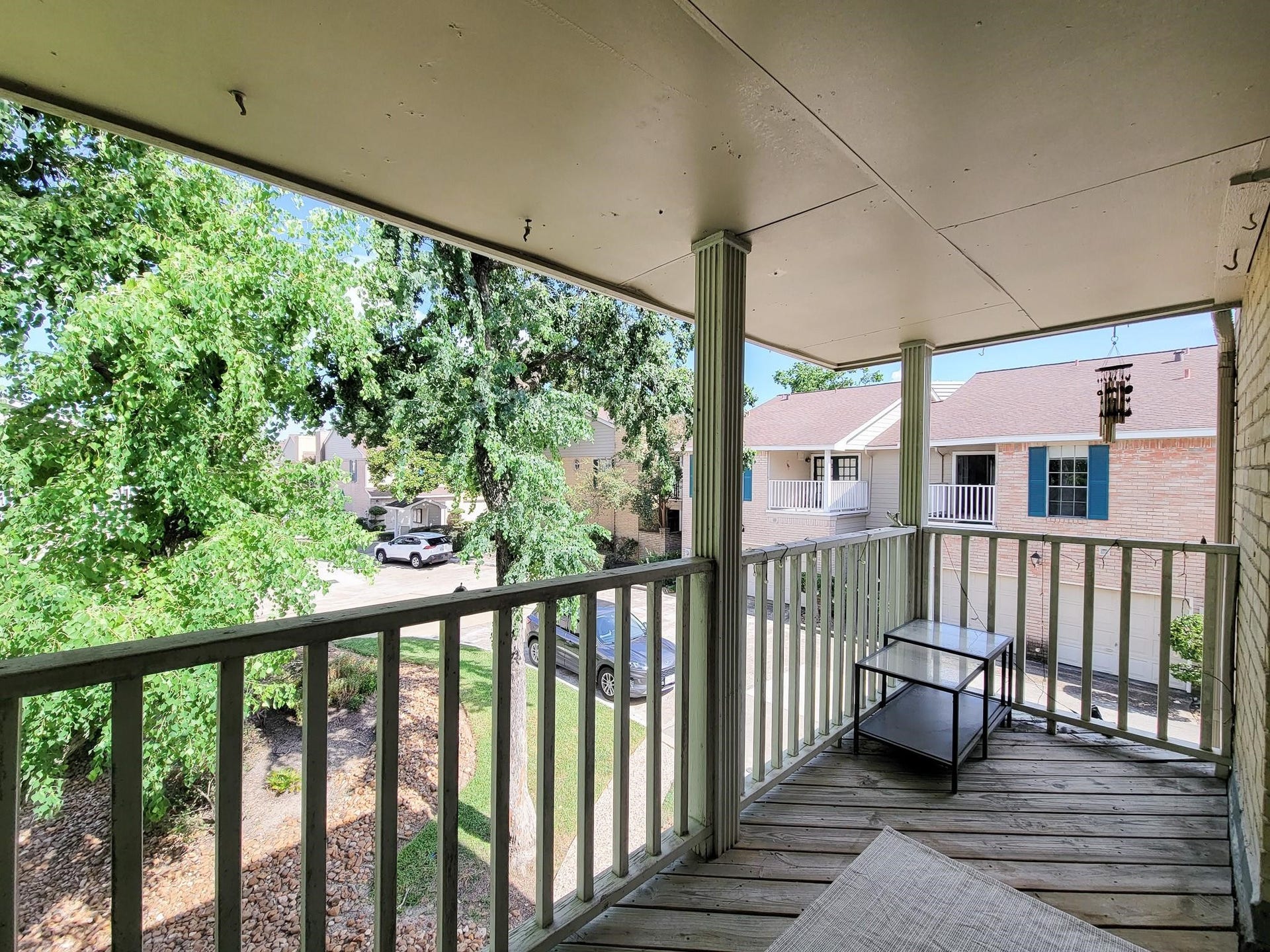 2220 Bering Drive, #12, Houston, TX 77057