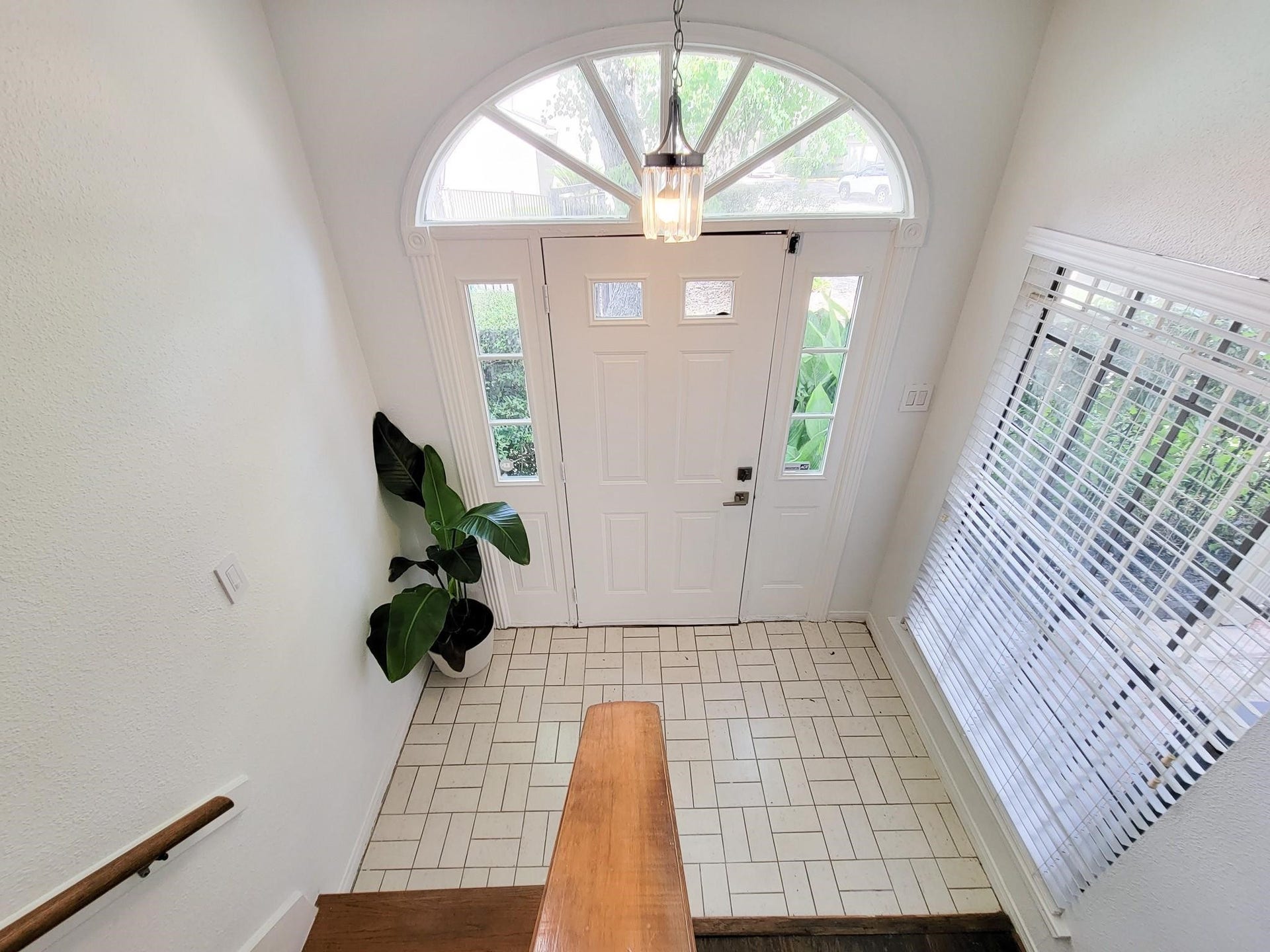 2220 Bering Drive, #12, Houston, TX 77057