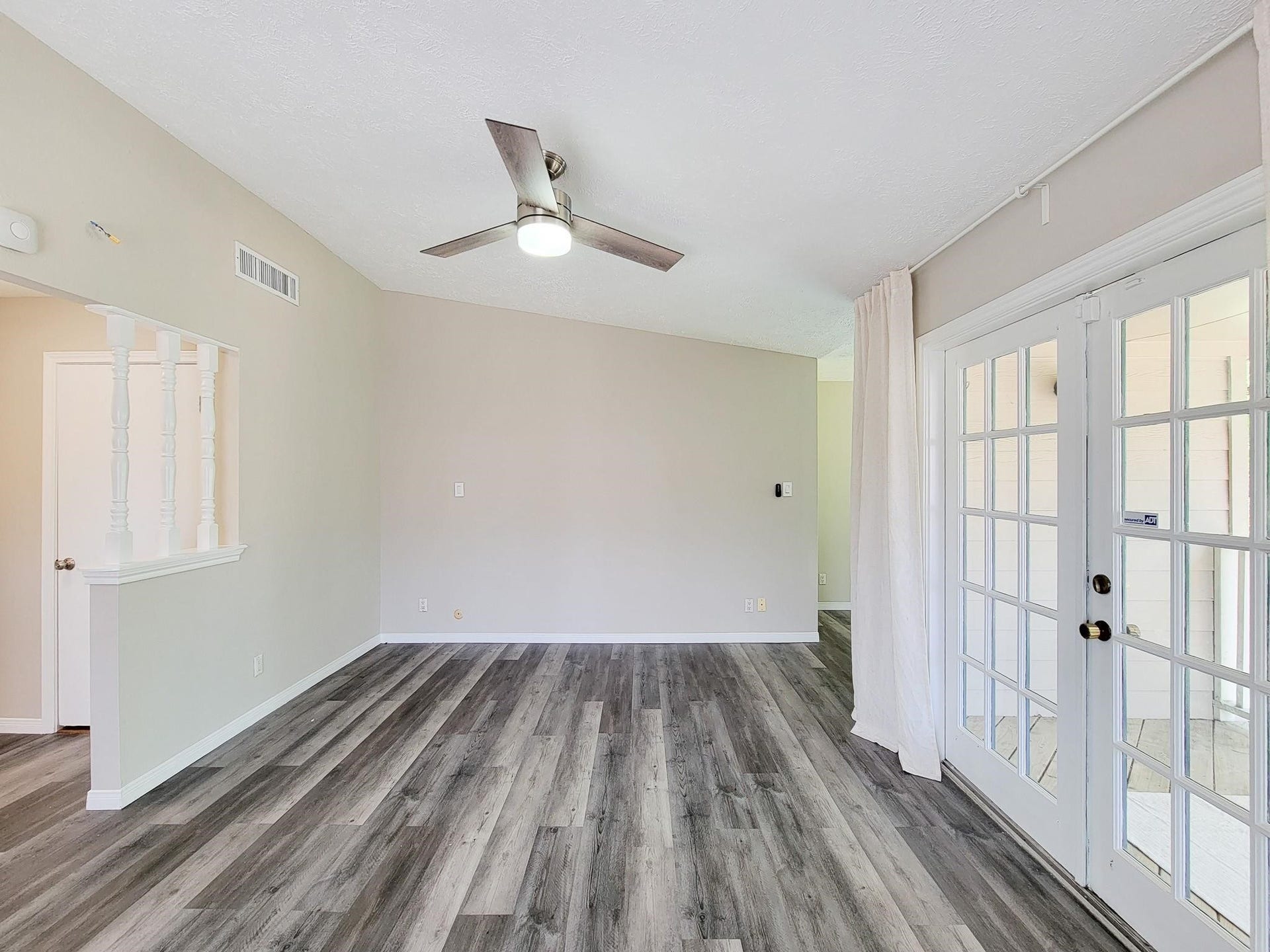 2220 Bering Drive, #12, Houston, TX 77057
