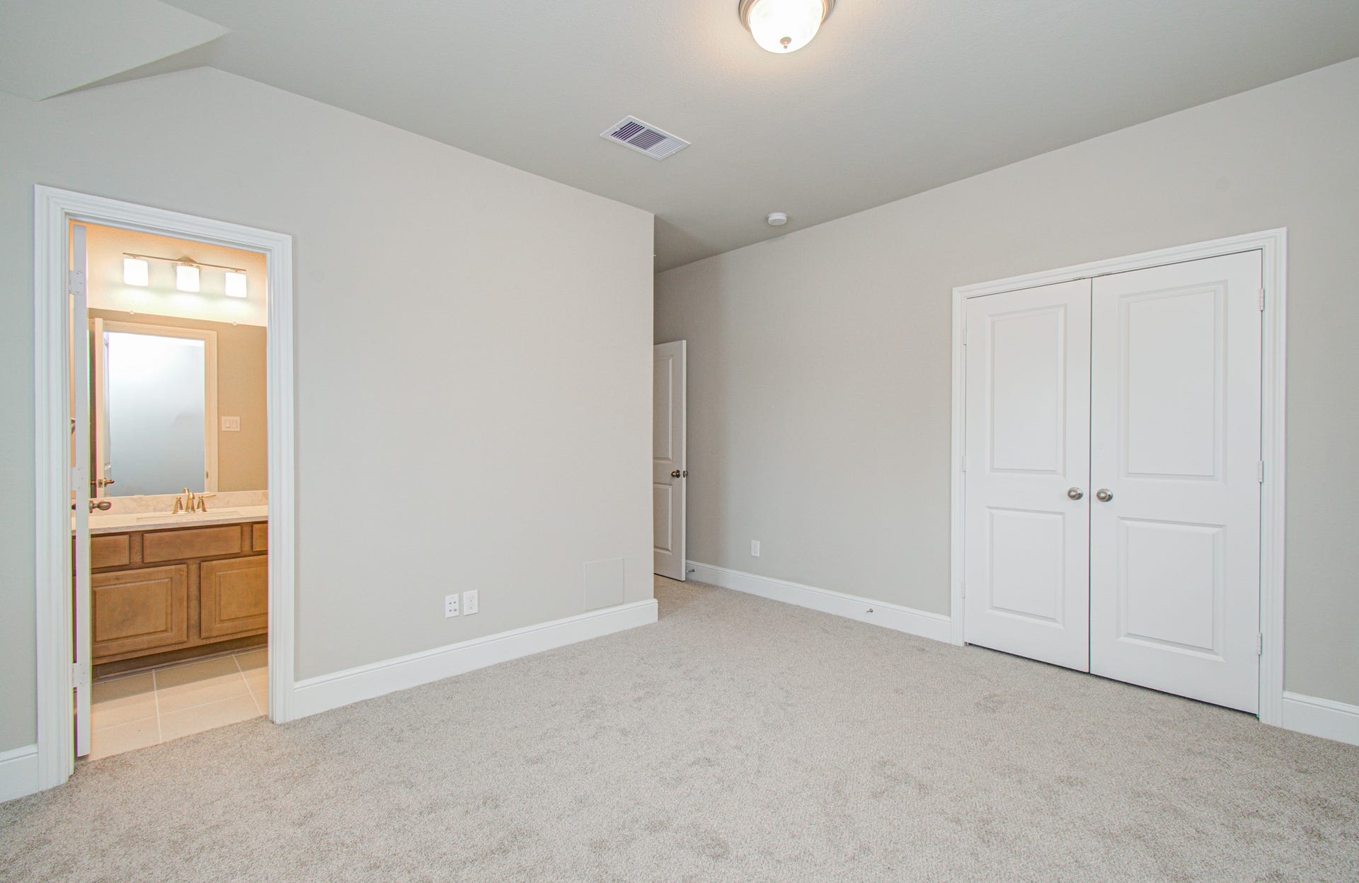 10015 Crescent Wood Drive, Missouri City, TX 77459 10015 Crescent Wood Drive, Missouri City, TX 77459