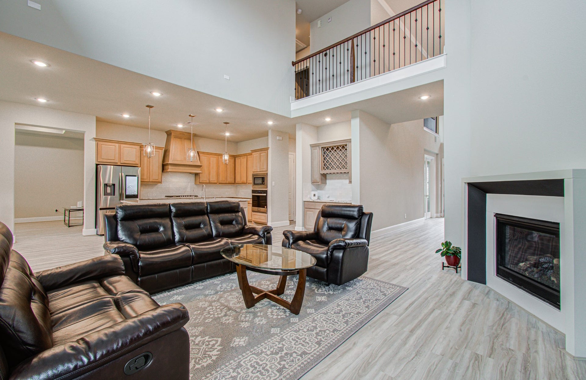 10015 Crescent Wood Drive, Missouri City, TX 77459 10015 Crescent Wood Drive, Missouri City, TX 77459