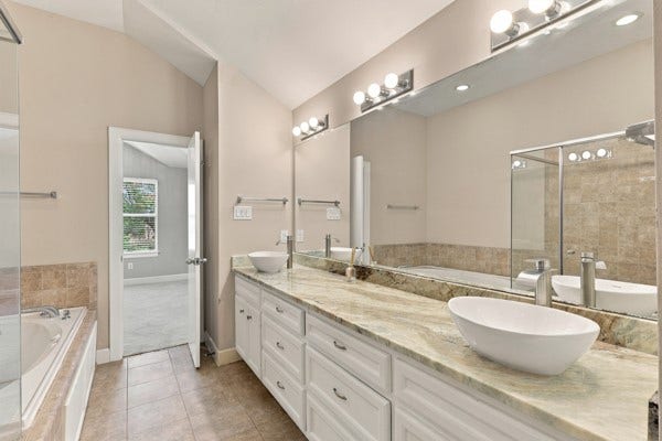8710 Beverlyhill Street, #204, Houston, TX 77063 Amazing master bath