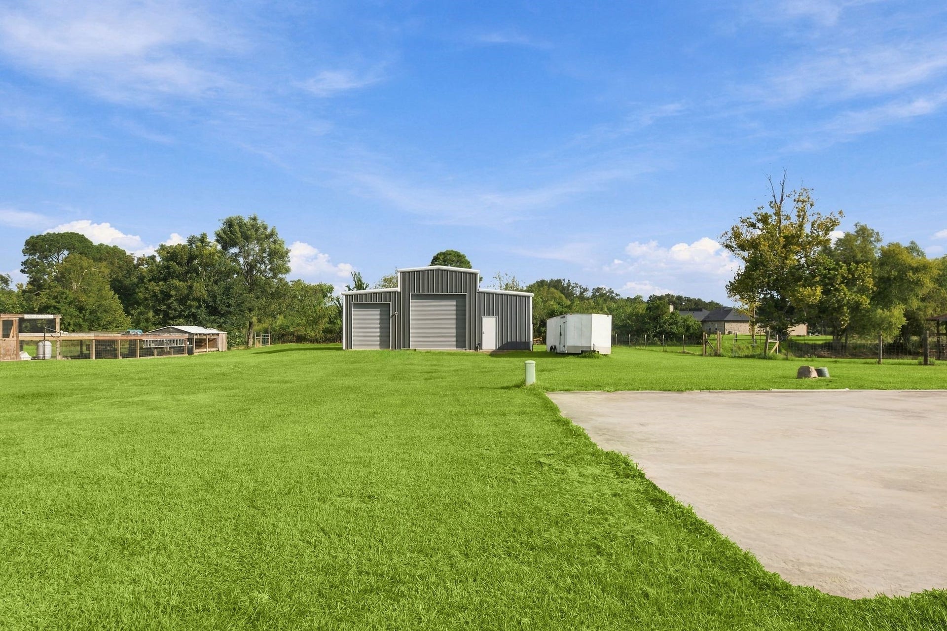 2627 Avenue L, Santa Fe, TX 77510 2627 Avenue L, Santa Fe, TX 77510