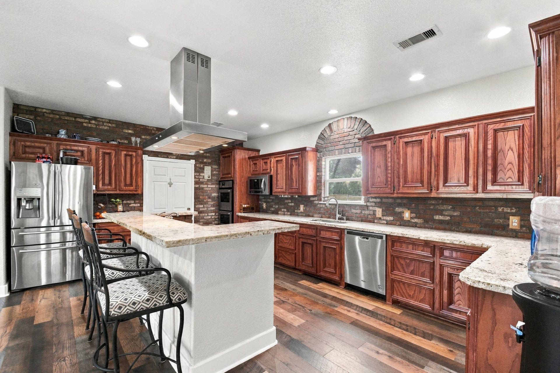 2627 Avenue L, Santa Fe, TX 77510 2627 Avenue L, Santa Fe, TX 77510