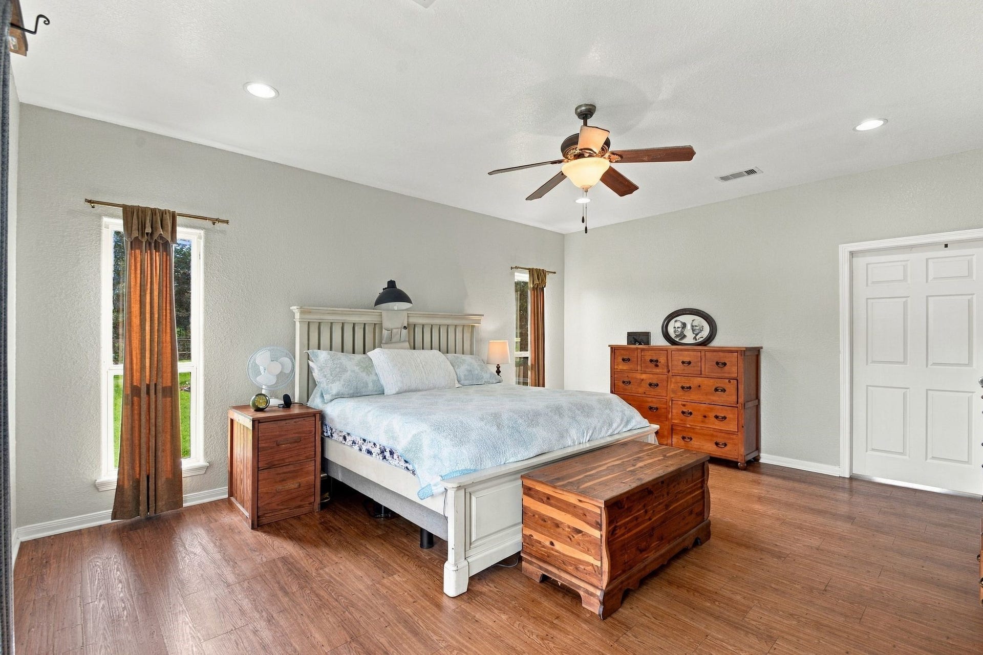 2627 Avenue L, Santa Fe, TX 77510 2627 Avenue L, Santa Fe, TX 77510