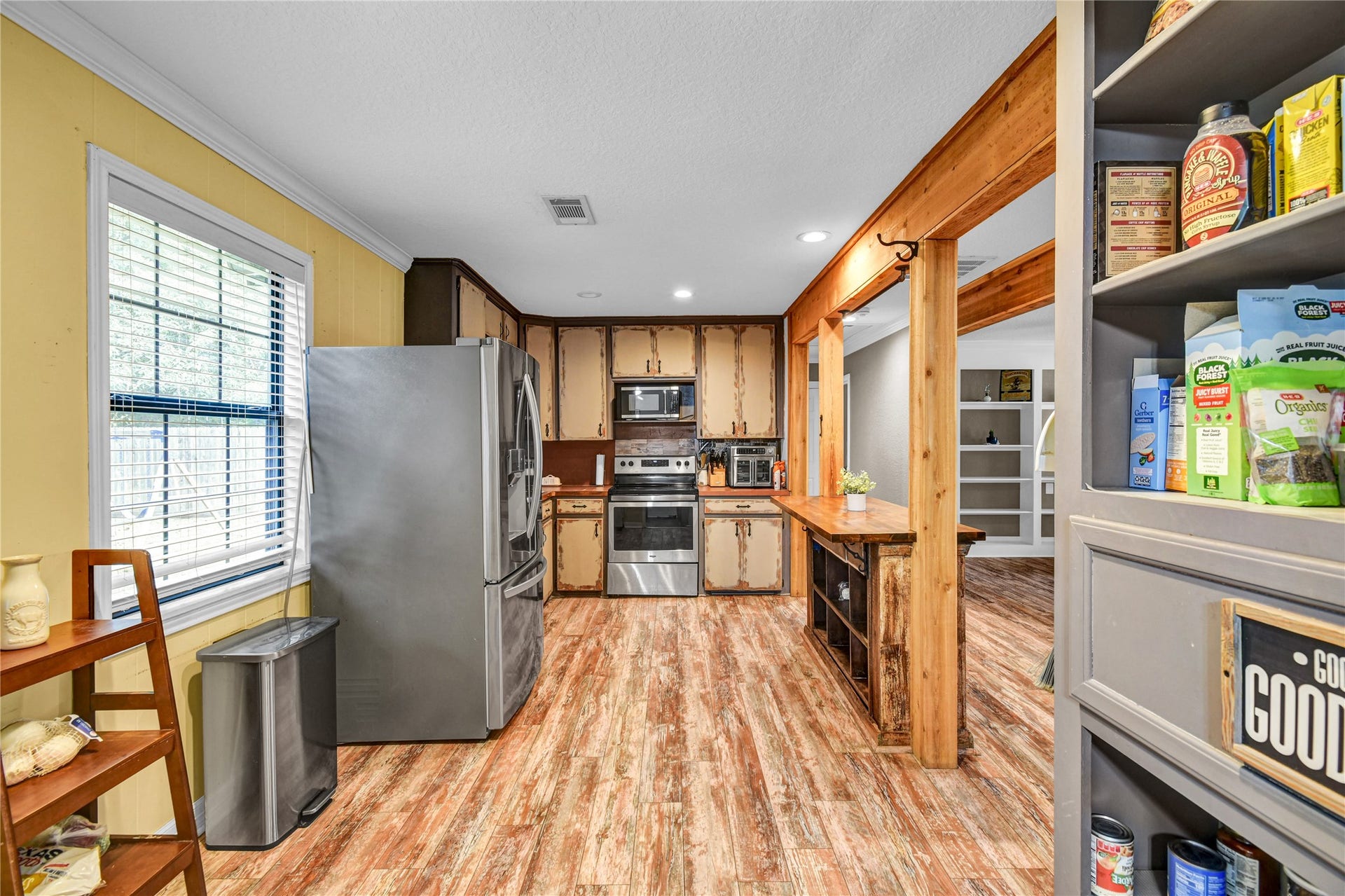 1120 Woodbine Drive, West Columbia, TX 77486 1120 Woodbine Drive, West Columbia, TX 77486