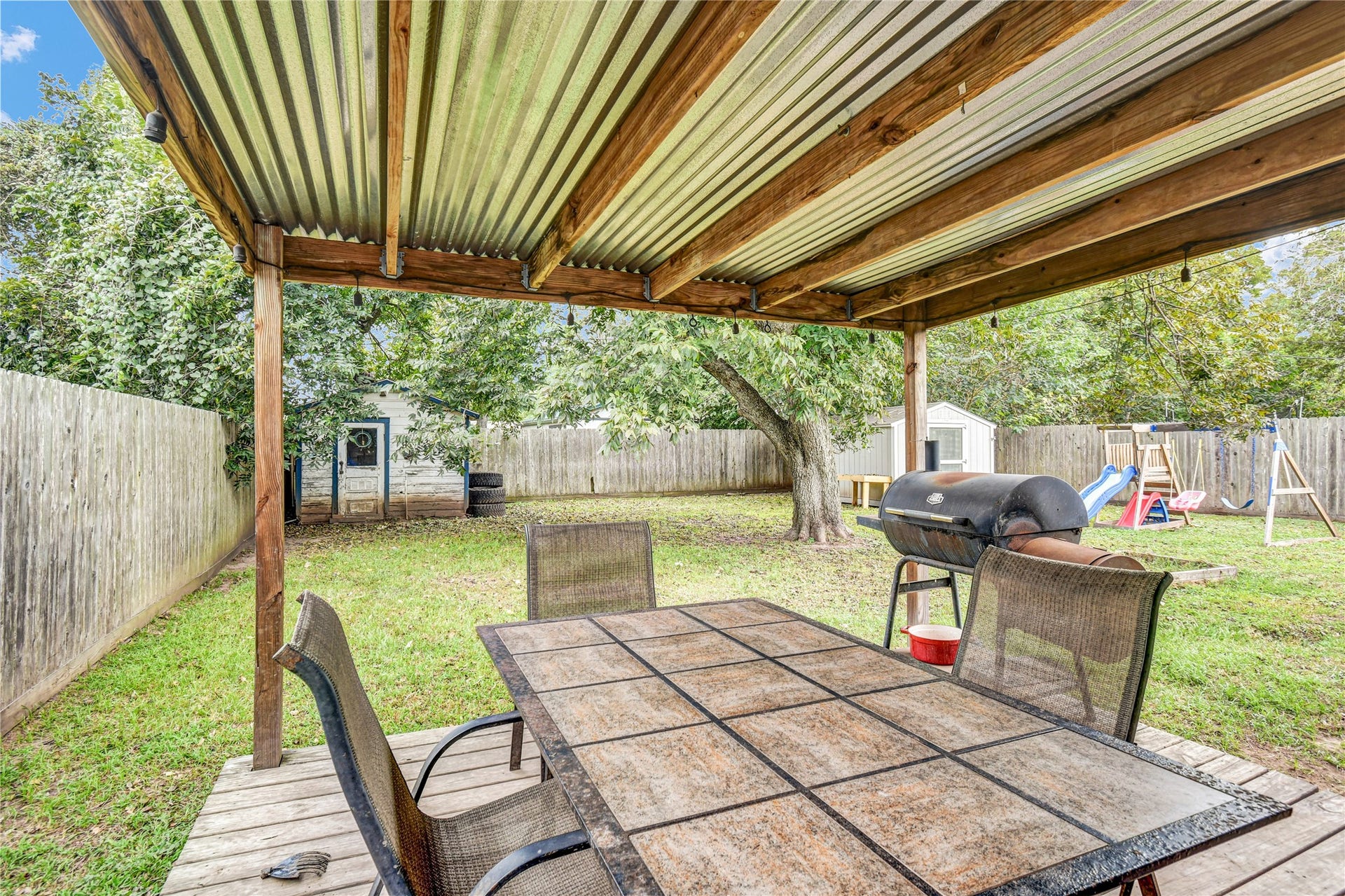 1120 Woodbine Drive, West Columbia, TX 77486 1120 Woodbine Drive, West Columbia, TX 77486
