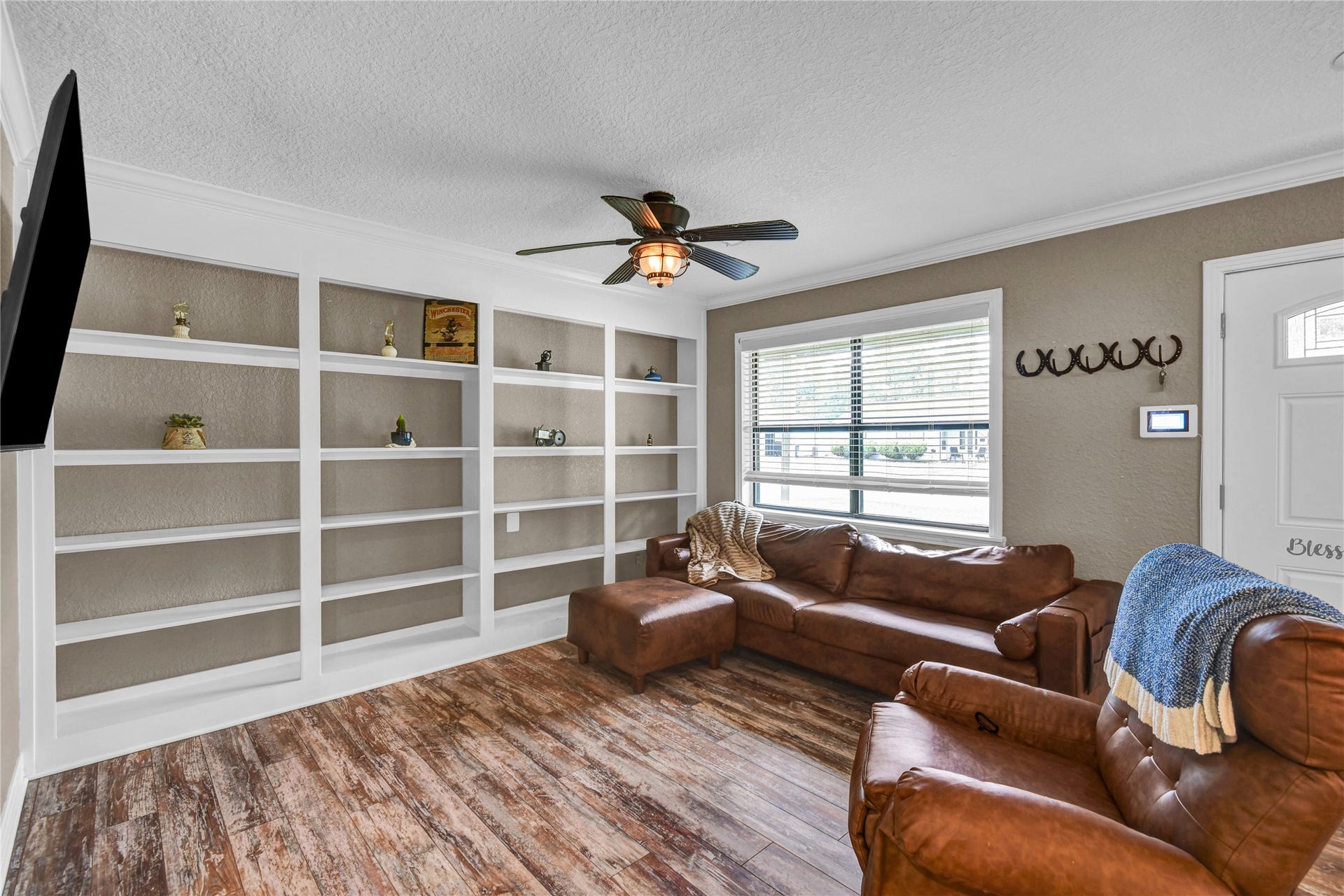 1120 Woodbine Drive, West Columbia, TX 77486 1120 Woodbine Drive, West Columbia, TX 77486