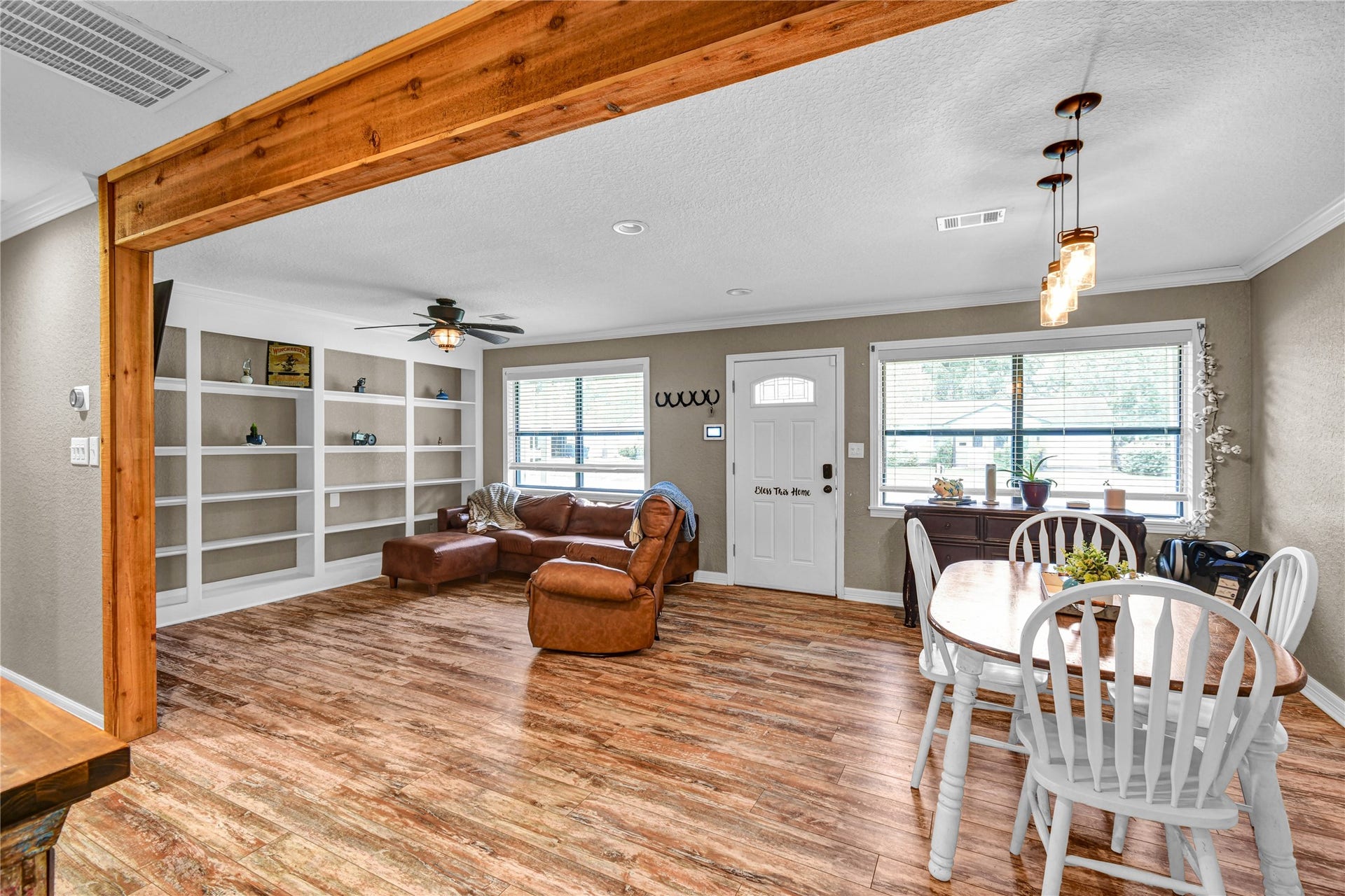 1120 Woodbine Drive, West Columbia, TX 77486 1120 Woodbine Drive, West Columbia, TX 77486