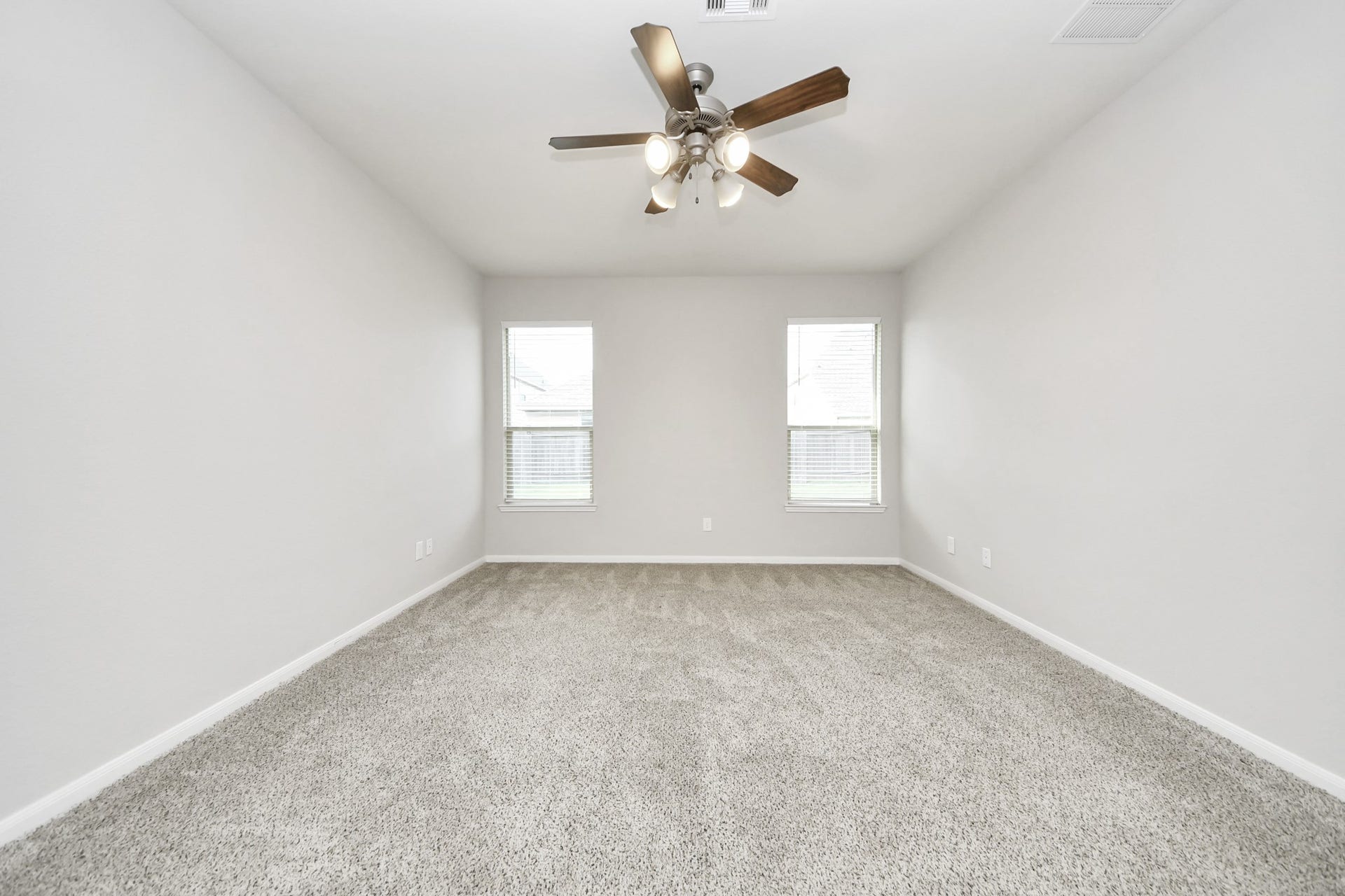 2722 Star Sky Way, Houston, TX 77045
