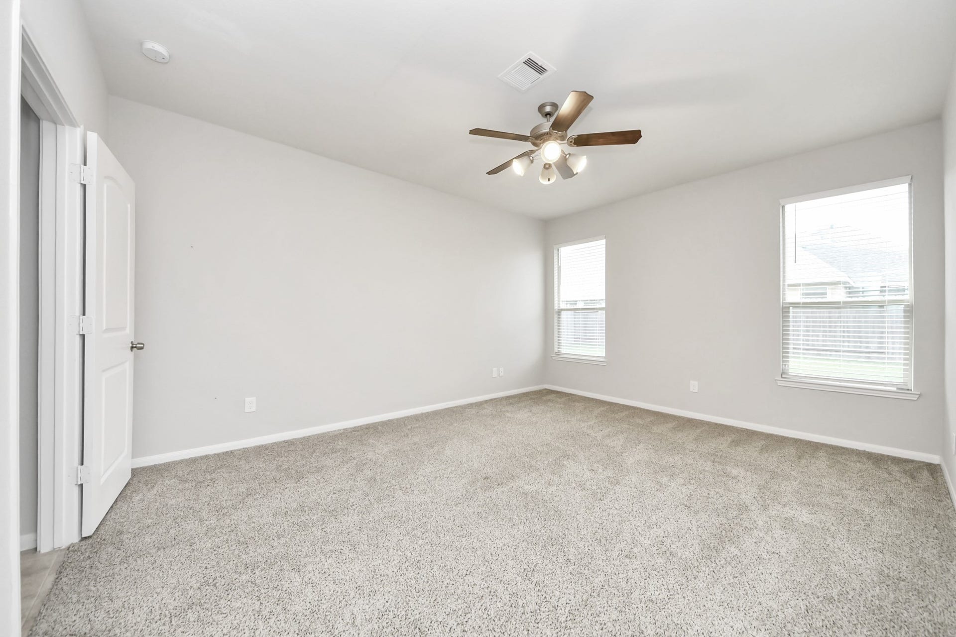 2722 Star Sky Way, Houston, TX 77045