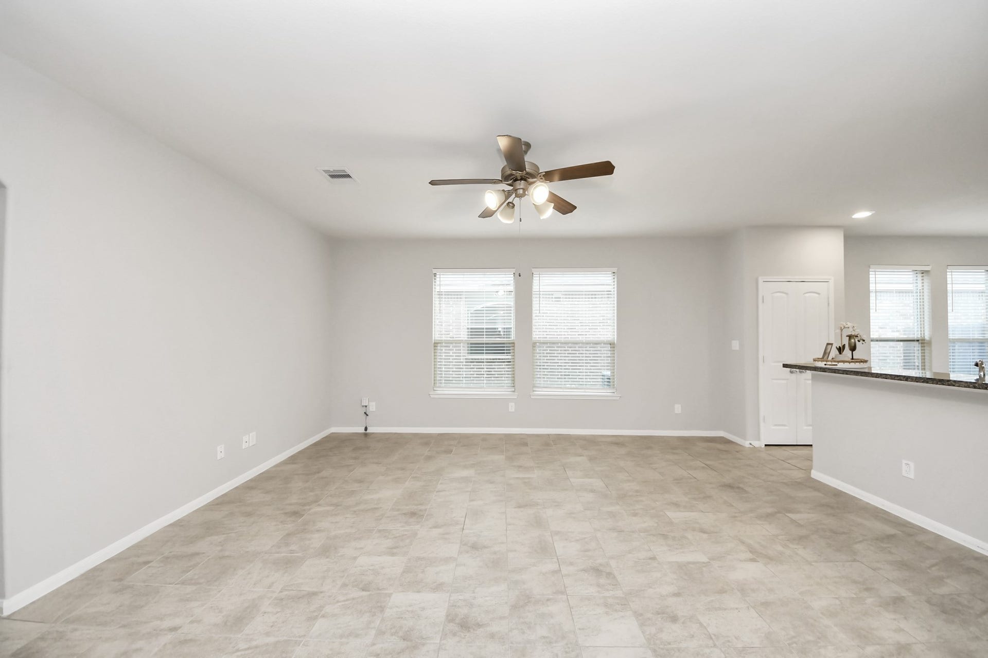 2722 Star Sky Way, Houston, TX 77045