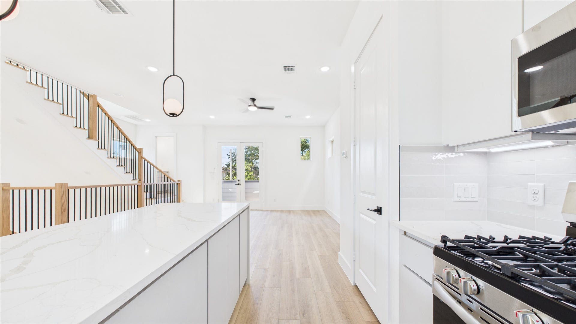 5316 Terry Street, Houston, TX 77009 5316 Terry Street, Houston, TX 77009