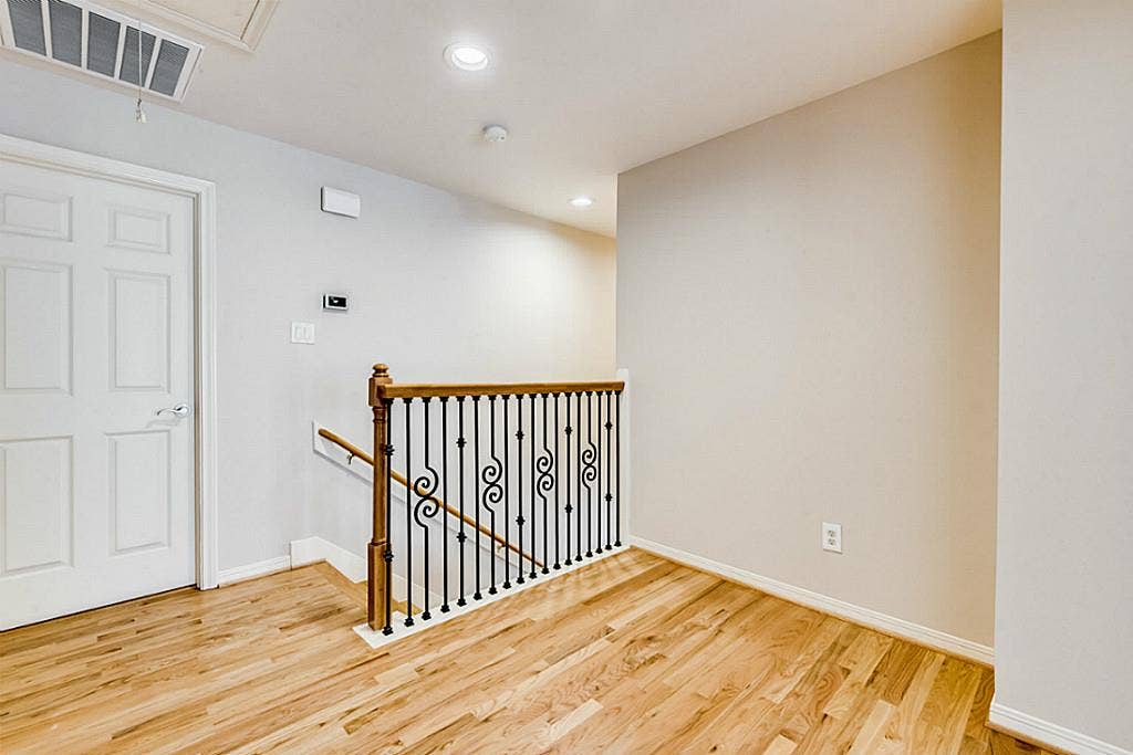 5420 Venice Street, Houston, TX 77007 5420 Venice Street, Houston, TX 77007