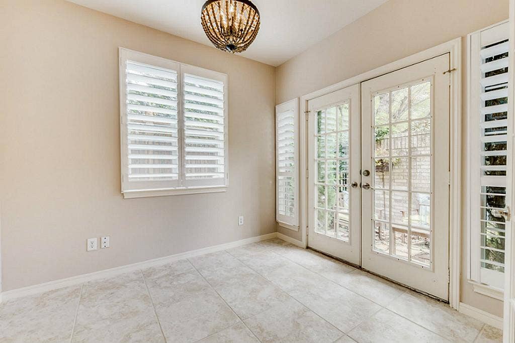 5420 Venice Street, Houston, TX 77007 5420 Venice Street, Houston, TX 77007