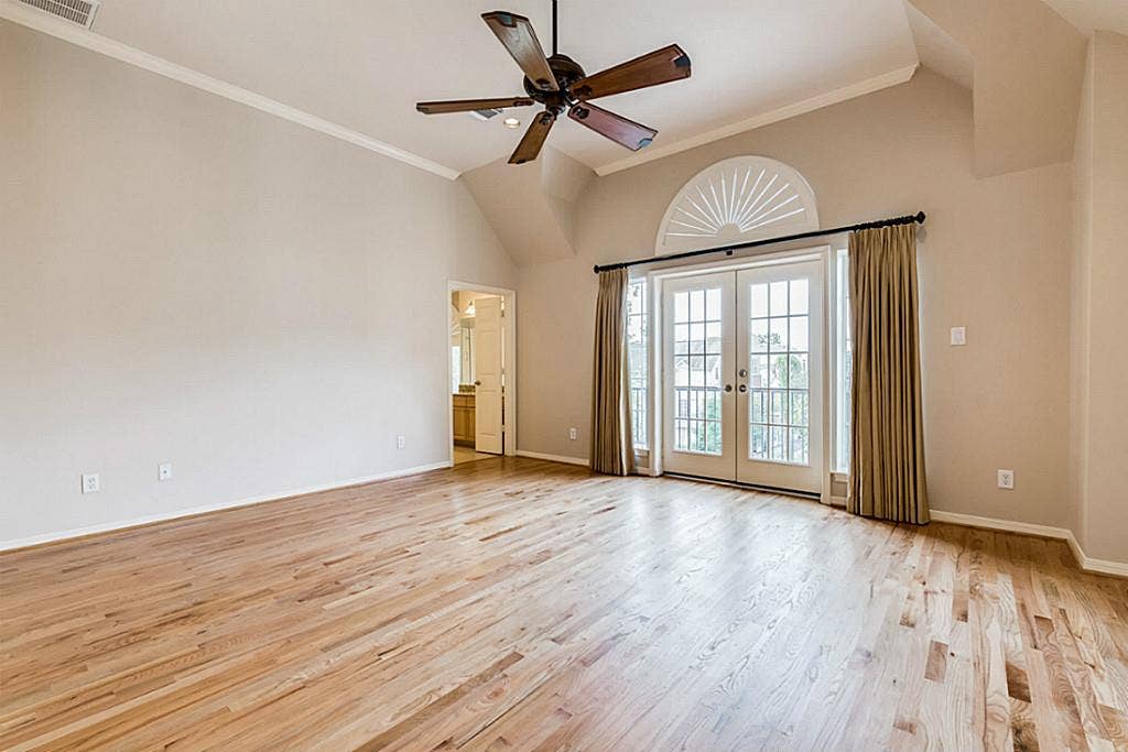5420 Venice Street, Houston, TX 77007 5420 Venice Street, Houston, TX 77007