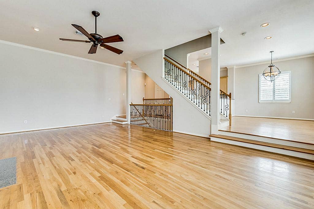 5420 Venice Street, Houston, TX 77007 5420 Venice Street, Houston, TX 77007