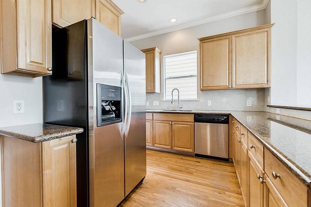 5420 Venice Street, Houston, TX 77007 5420 Venice Street, Houston, TX 77007