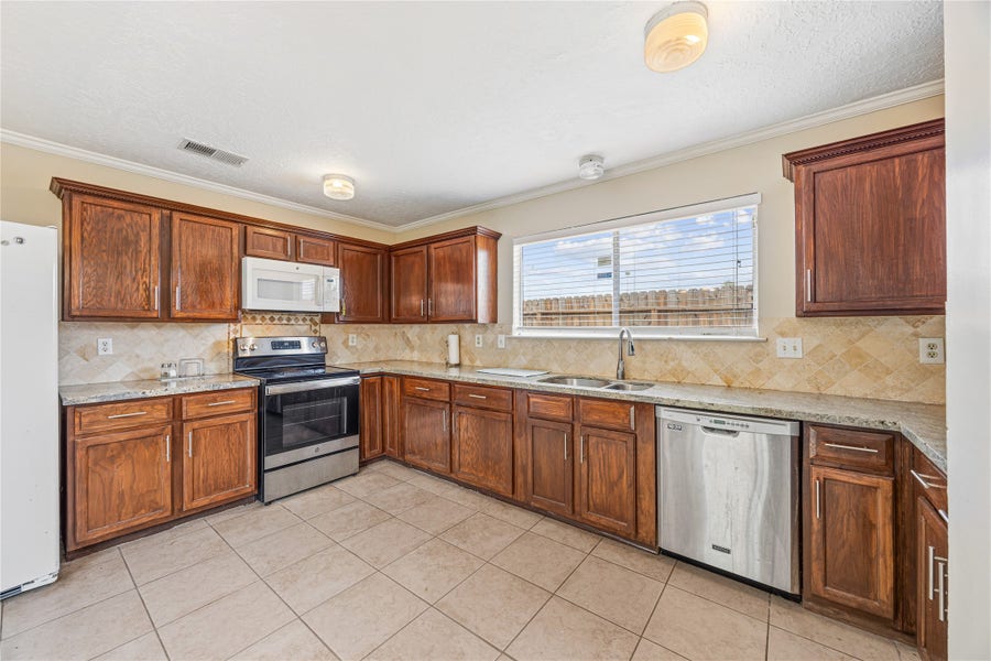 Property photo for 9206 Homeland Drive, Houston, TX