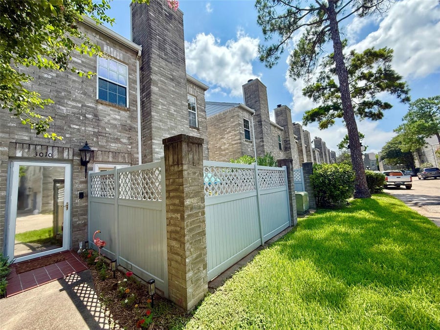 Property photo for 6000 Reims Road, #3010, Houston, TX