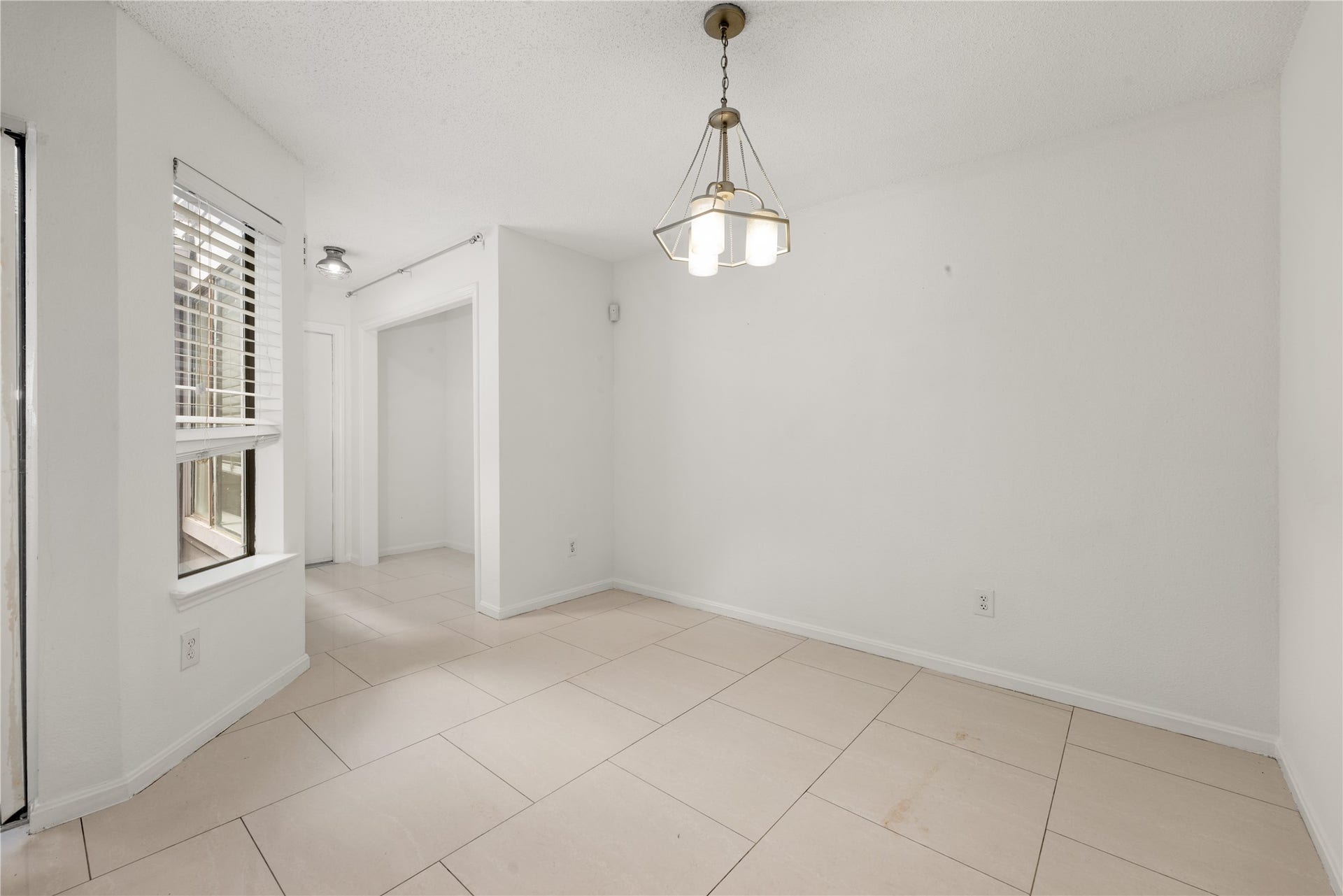 3813 Landmark Drive, Missouri City, TX 77459 3813 Landmark Drive, Missouri City, TX 77459