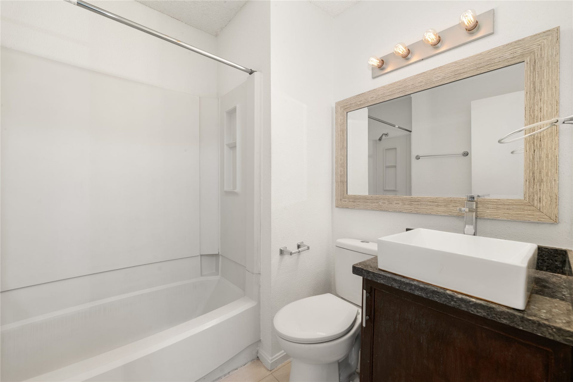 3813 Landmark Drive, Missouri City, TX 77459 3813 Landmark Drive, Missouri City, TX 77459